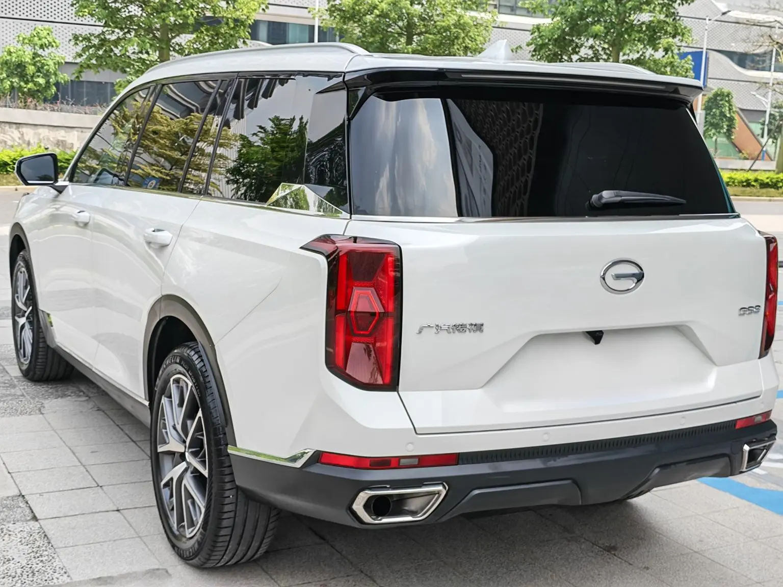 GAC Trumpchi Trumpchi GS8 2022 Series 2.0TGDI 2WD Luxury Connected 7 seat