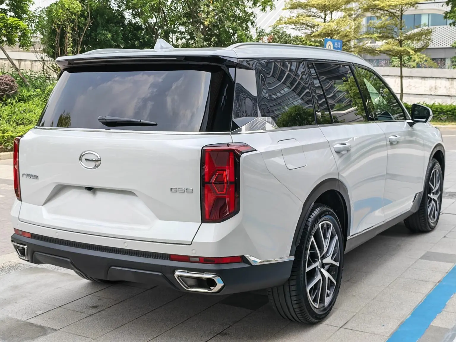 GAC Trumpchi Trumpchi GS8 2022 Series 2.0TGDI 2WD Luxury Connected 7 seat