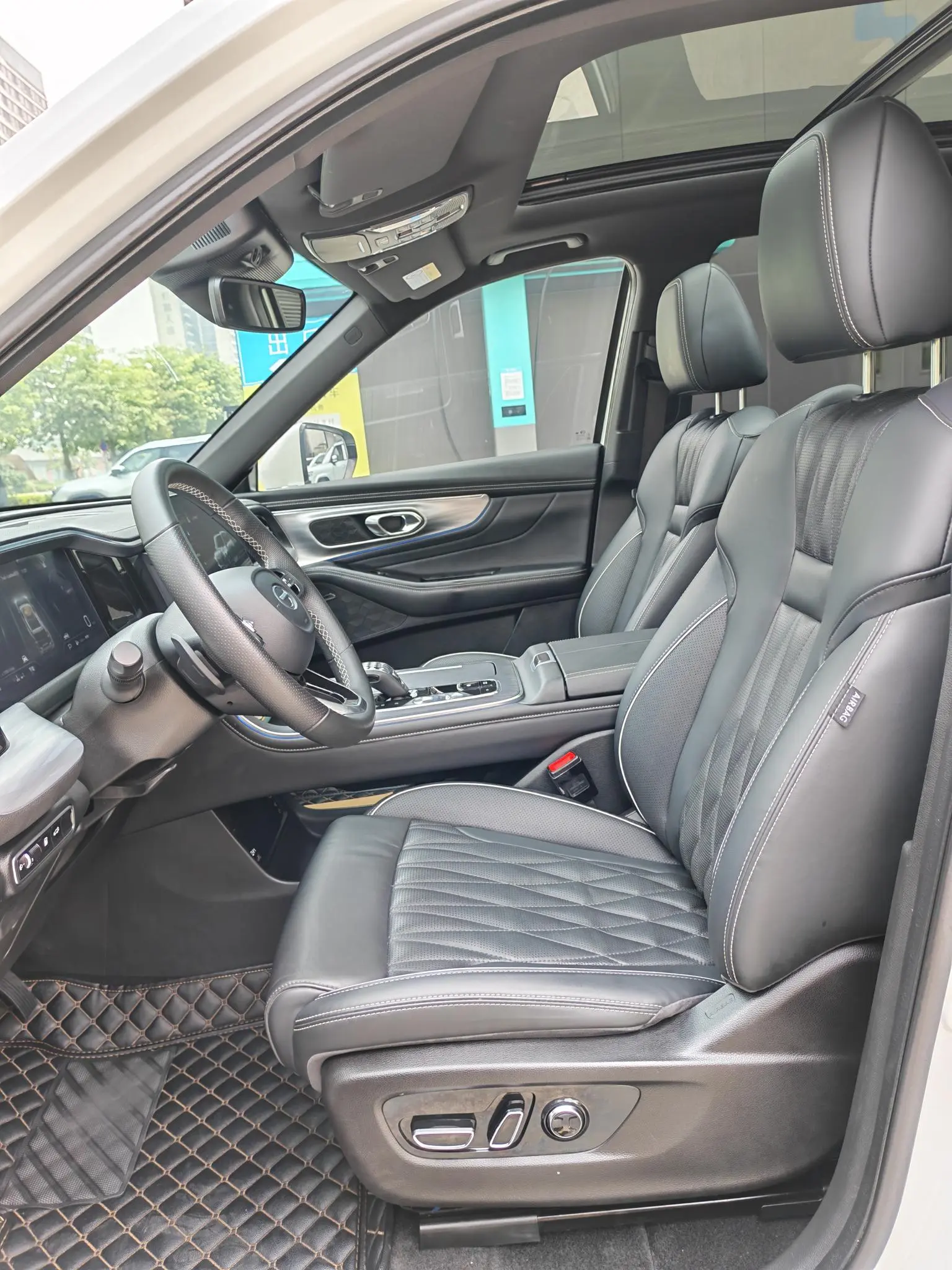 GAC Trumpchi Trumpchi GS8 2022 Series 2.0TGDI 2WD Luxury Connected 7 seat