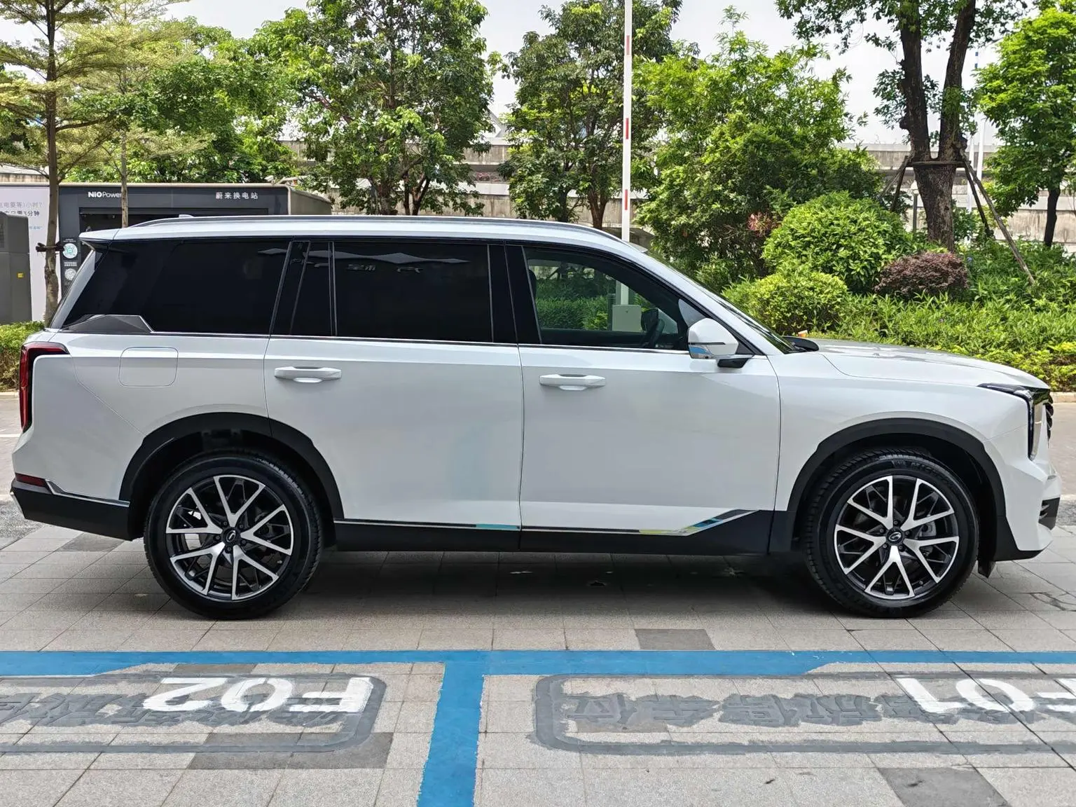 GAC Trumpchi Trumpchi GS8 2022 Series 2.0TGDI 2WD Luxury Connected 7 seat