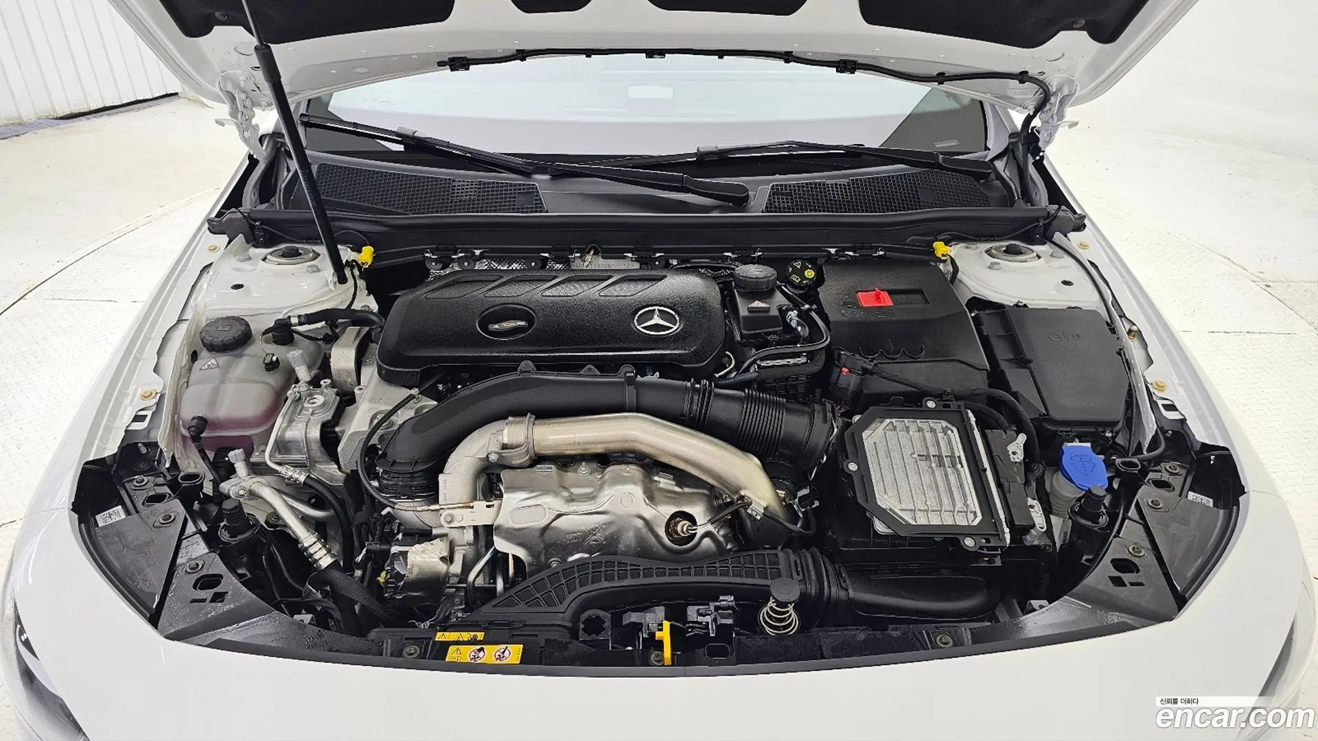 Mercedes-Benz CLA-Class CLA250 4MATIC 2023