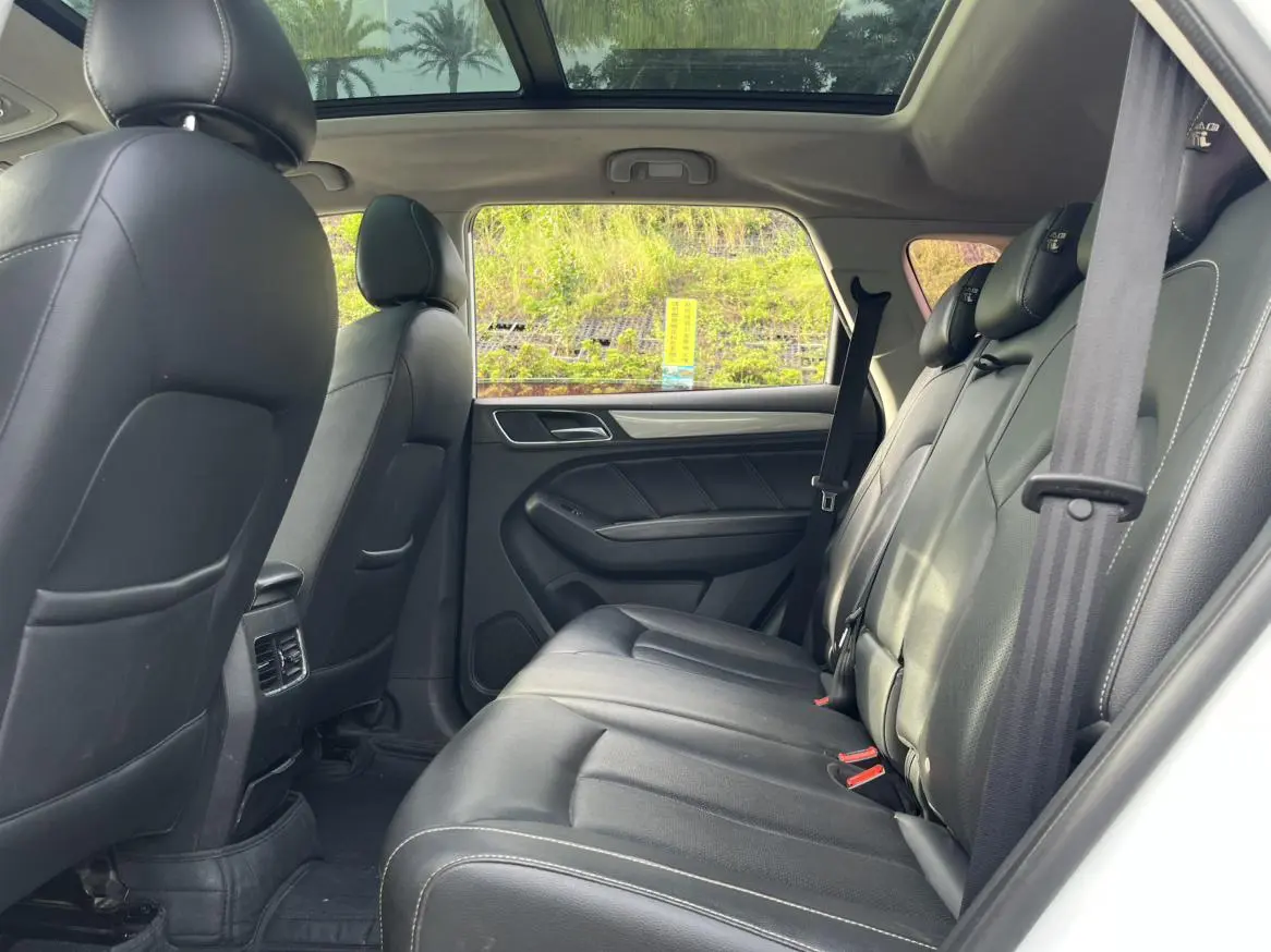 Roewe RX5 2018 30T 2WD Auto Connected Smart Enjoy