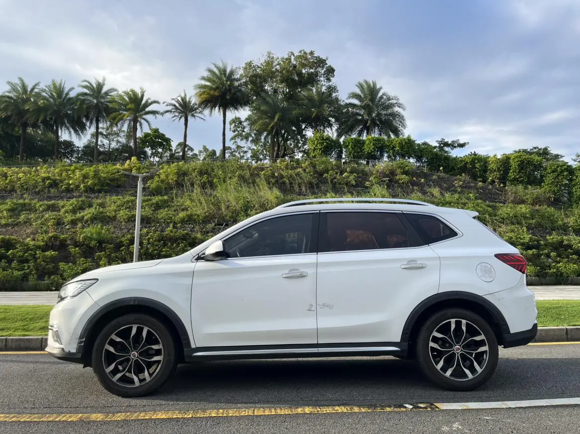 Roewe RX5 2018 30T 2WD Auto Connected Smart Enjoy