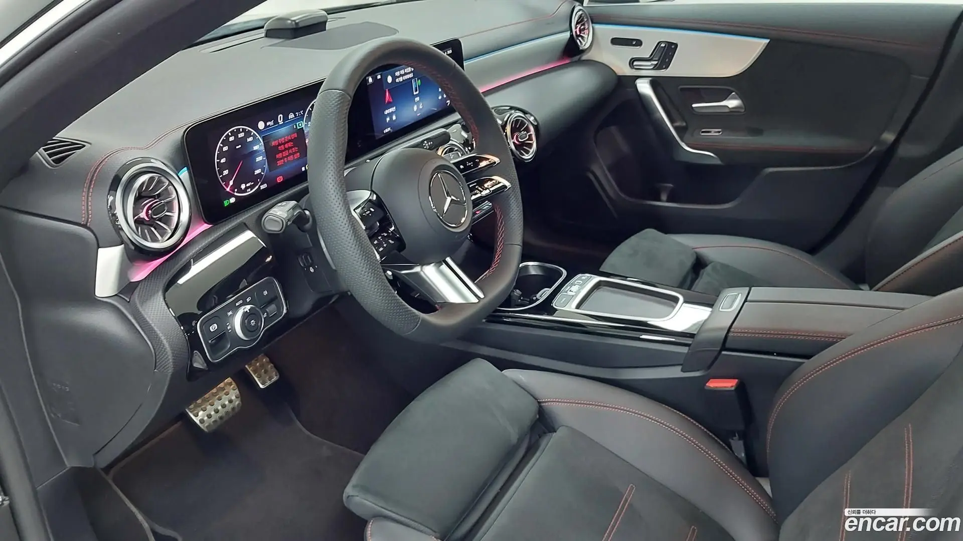 Mercedes-Benz CLA-Class CLA250 4MATIC 2023