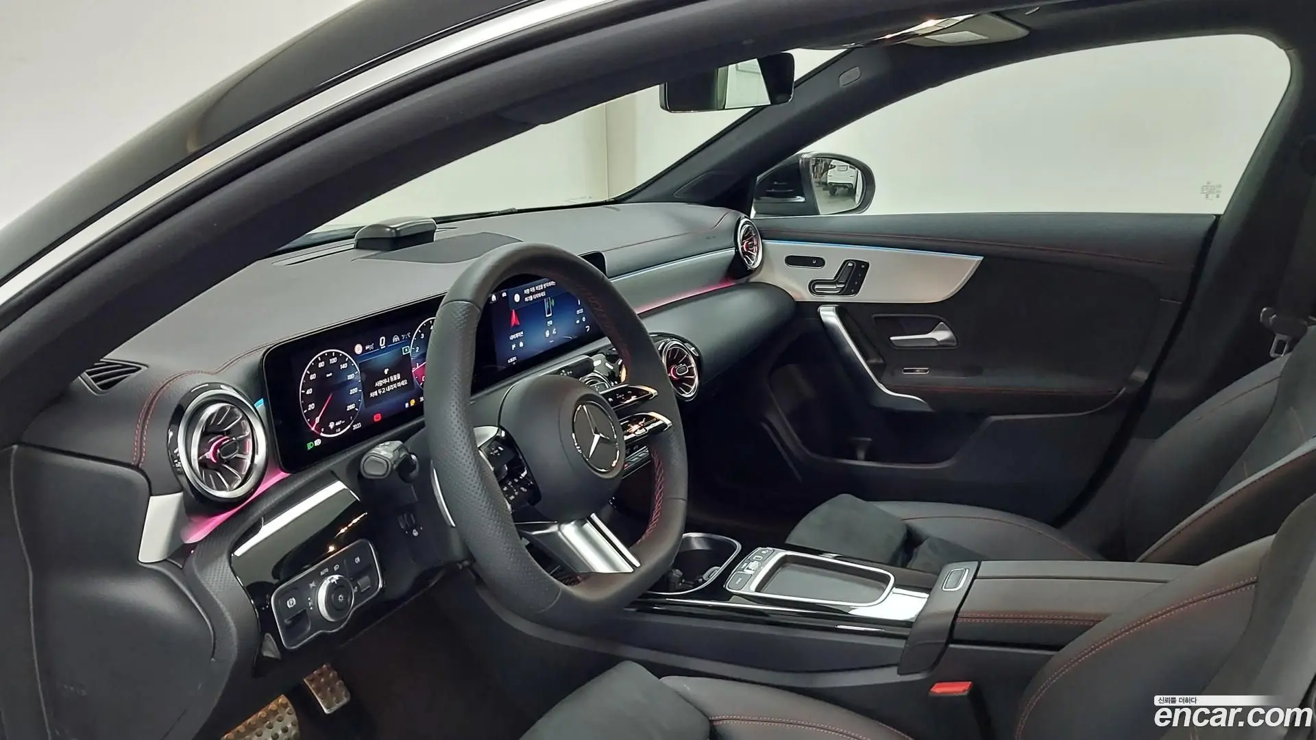 Mercedes-Benz CLA-Class CLA250 4MATIC 2023