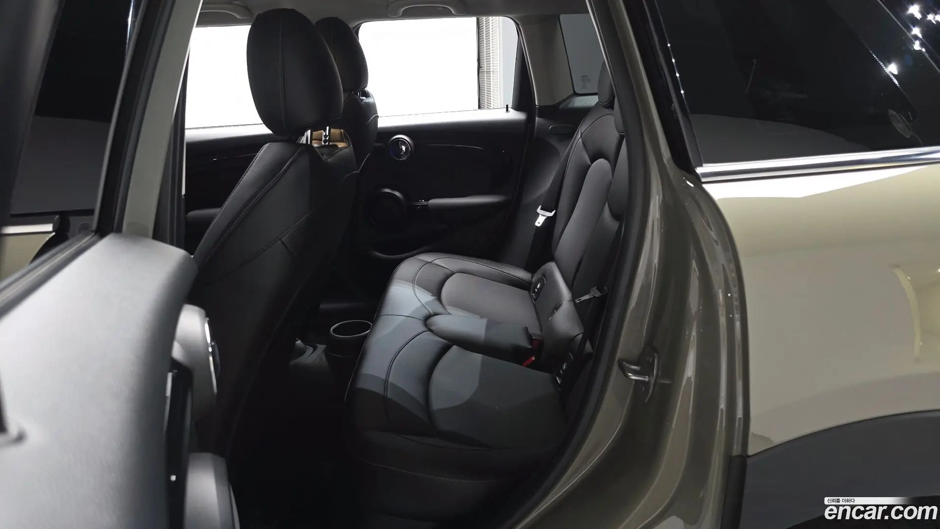 Mini Cooper 5Door HIGH