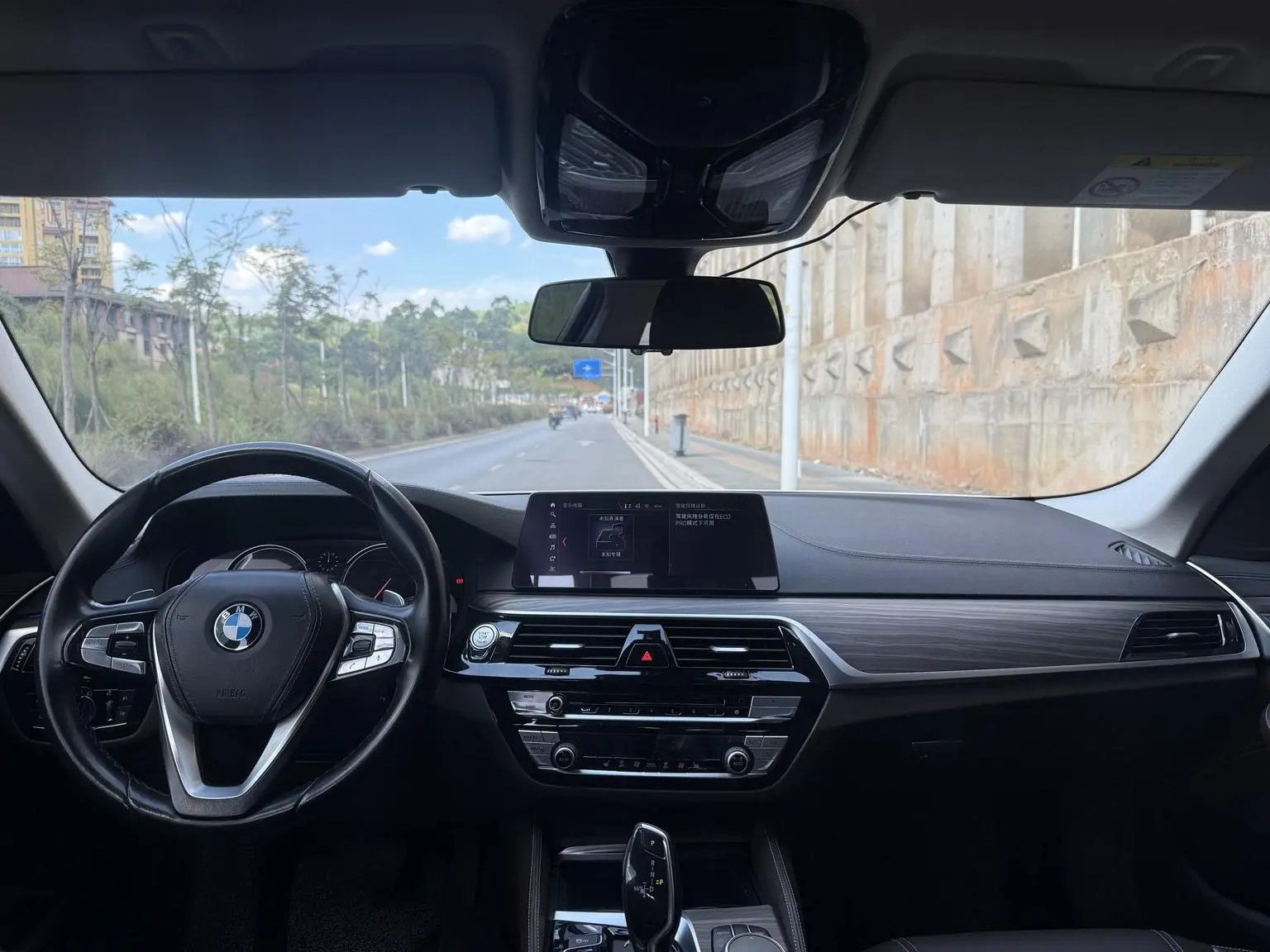 BMW 5 Series 2018 Facelift 530Li Leading Luxury Package