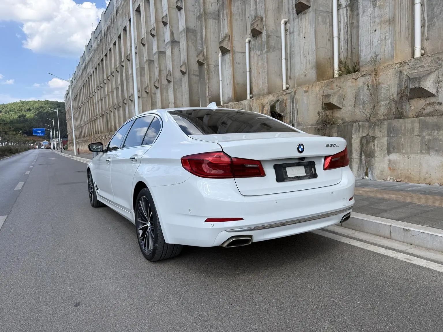 BMW 5 Series 2018 Facelift 530Li Leading Luxury Package