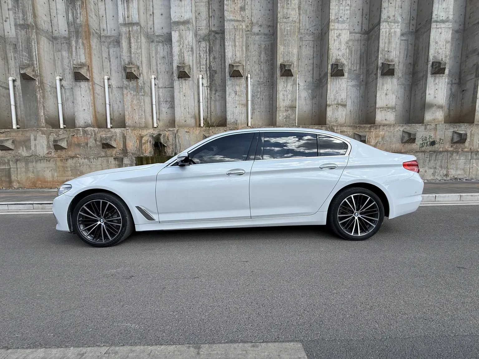 BMW 5 Series 2018 Facelift 530Li Leading Luxury Package