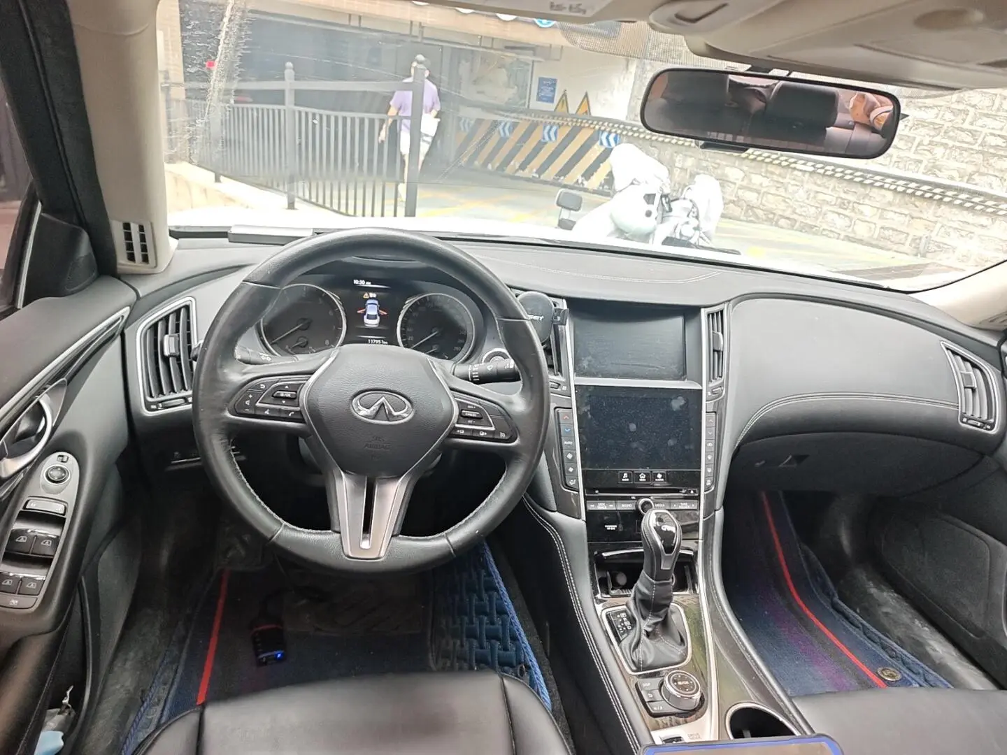 Infiniti Q50L 2018 2.0T Comfort China VI
