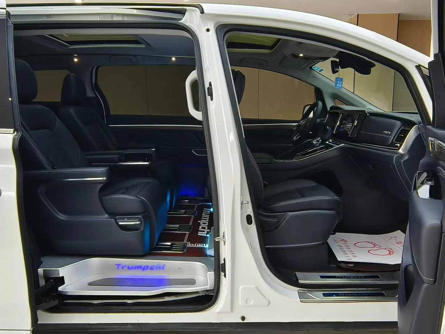 GAC Trumpchi Trumpchi M8 2021 Da Series 390T Premium