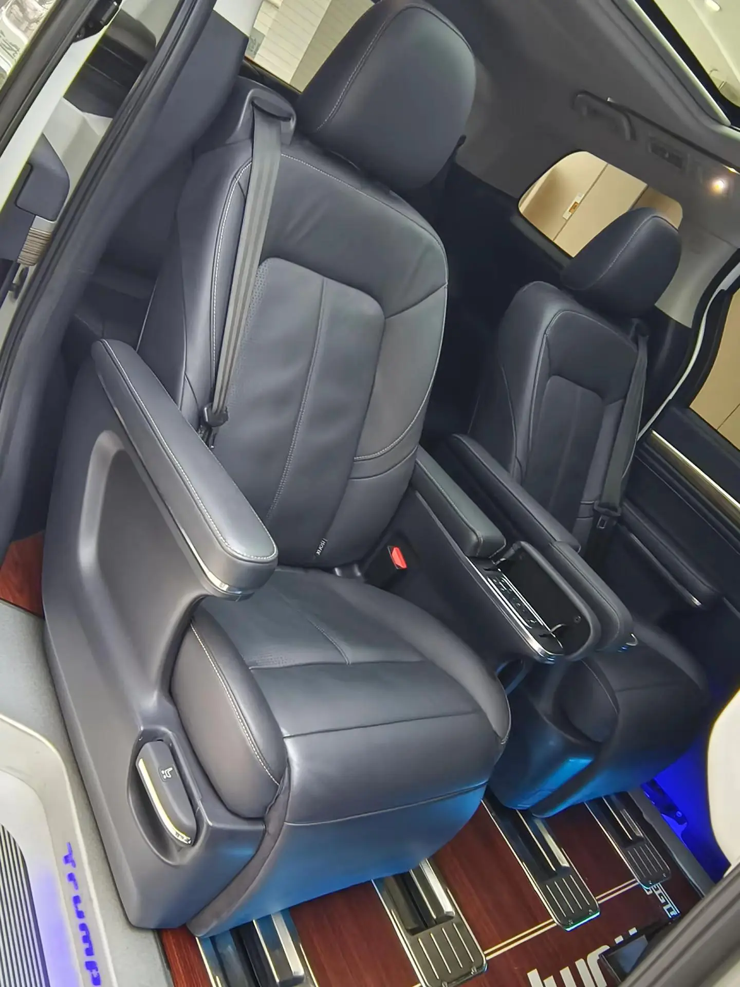 GAC Trumpchi Trumpchi M8 2021 Da Series 390T Premium