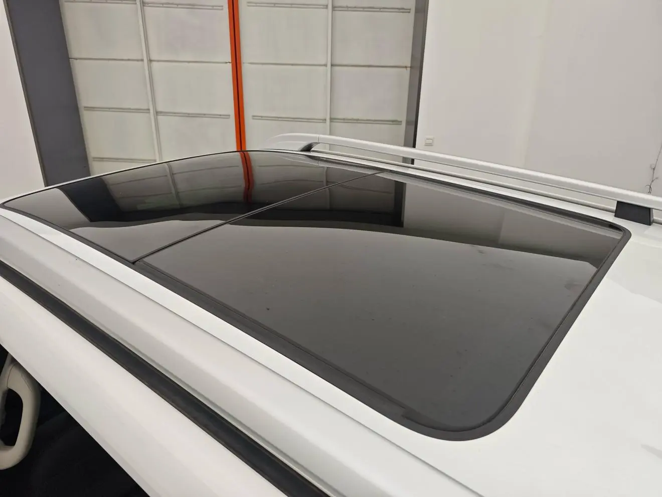Roewe RX8 2019 30T Smart Connected 4WD Flagship