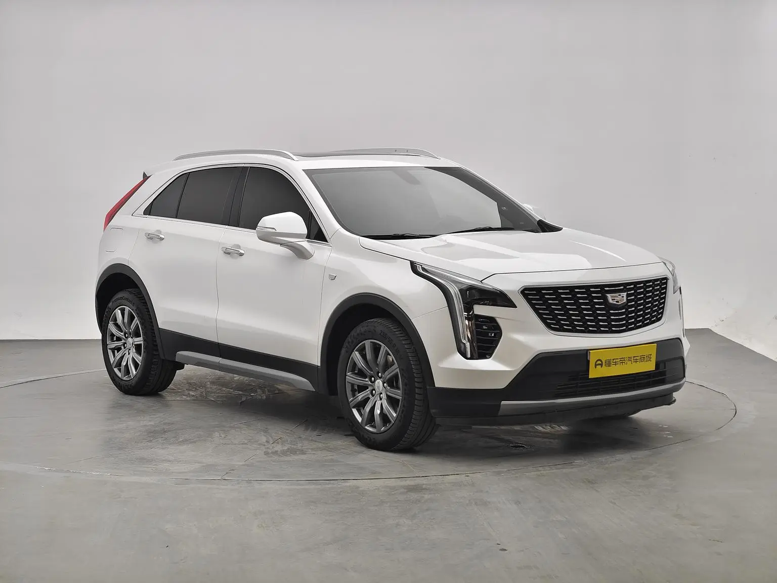 Cadillac XT4 2020 Facelift 28T 2WD Luxury