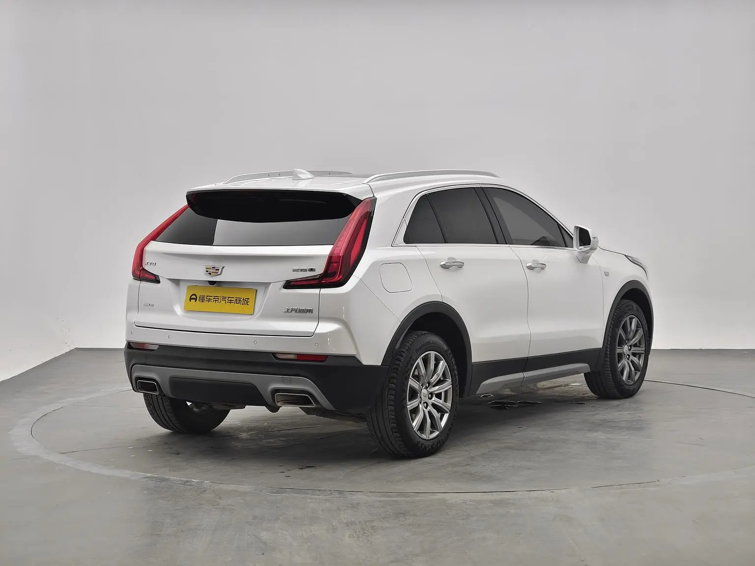 Cadillac XT4 2020 Facelift 28T 2WD Luxury