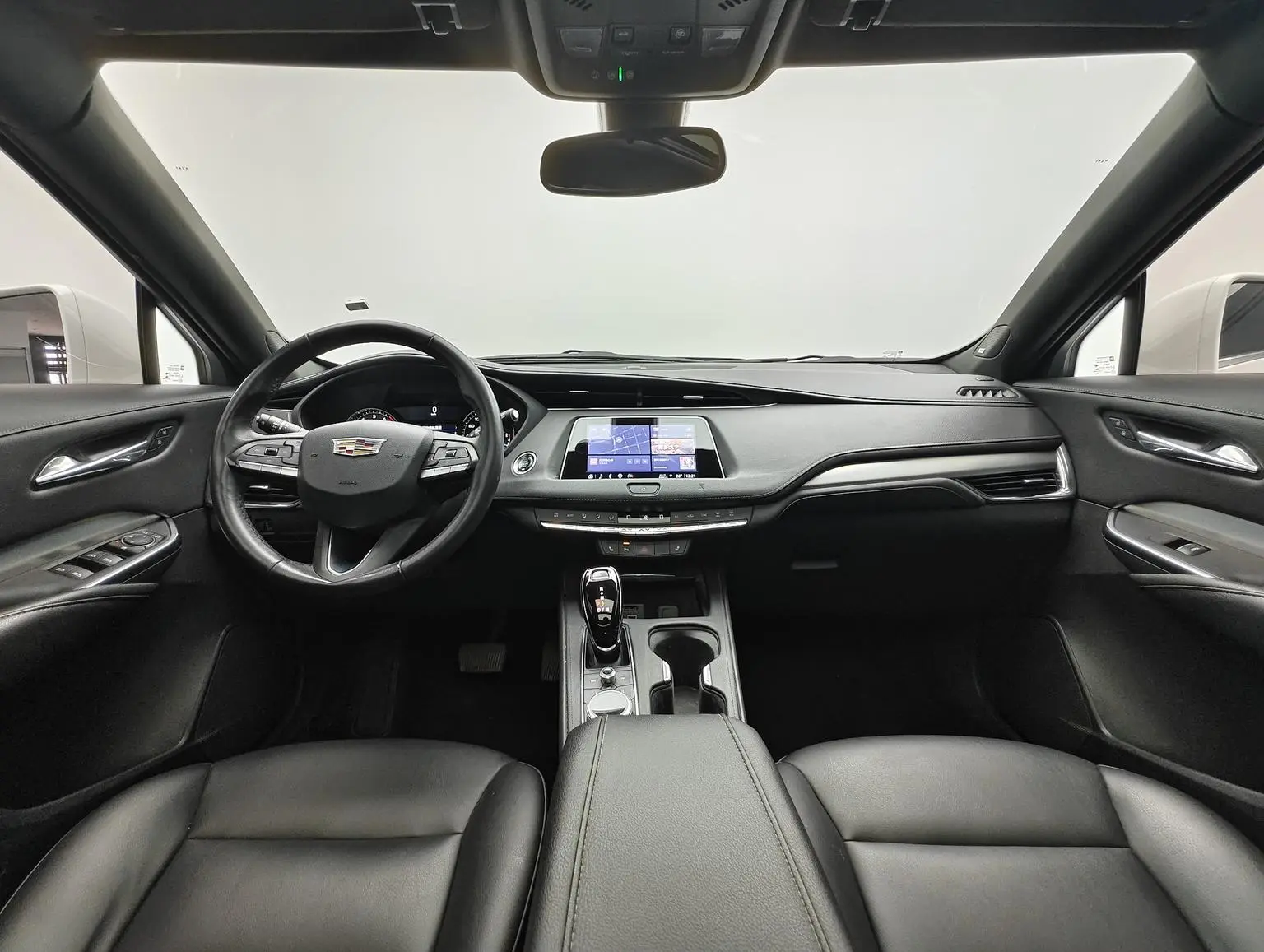 Cadillac XT4 2020 Facelift 28T 2WD Luxury