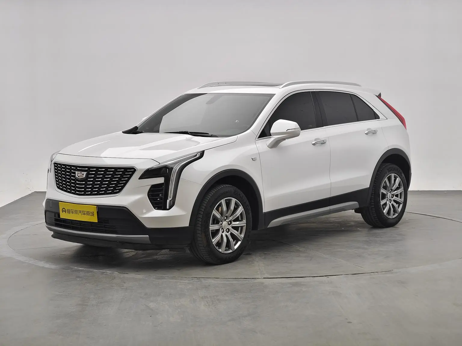 Cadillac XT4 2020 Facelift 28T 2WD Luxury