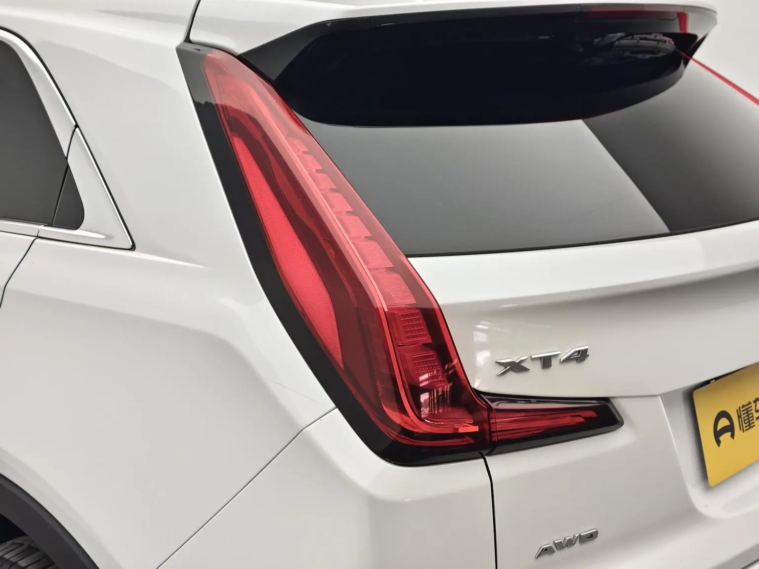 Cadillac XT4 2020 Facelift 28T 2WD Luxury
