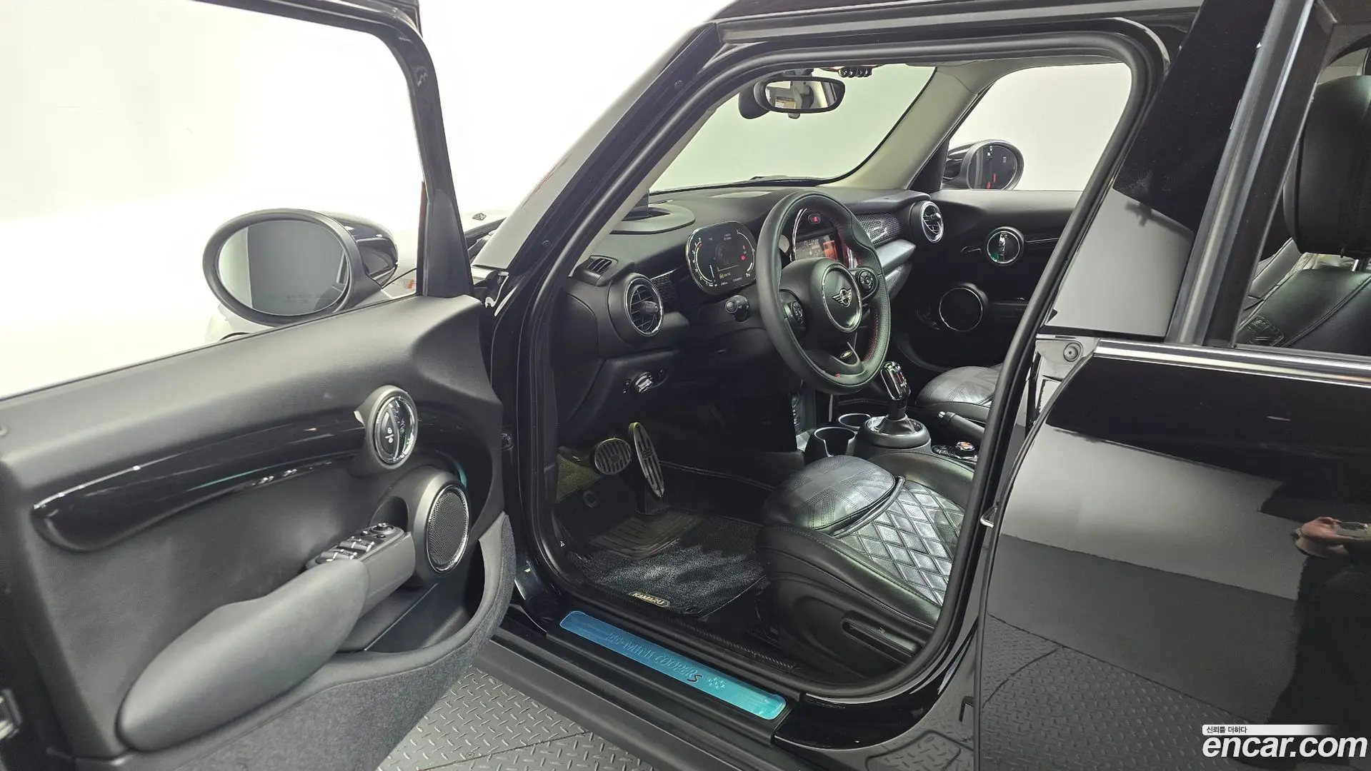 Mini Cooper 5Door HIGH