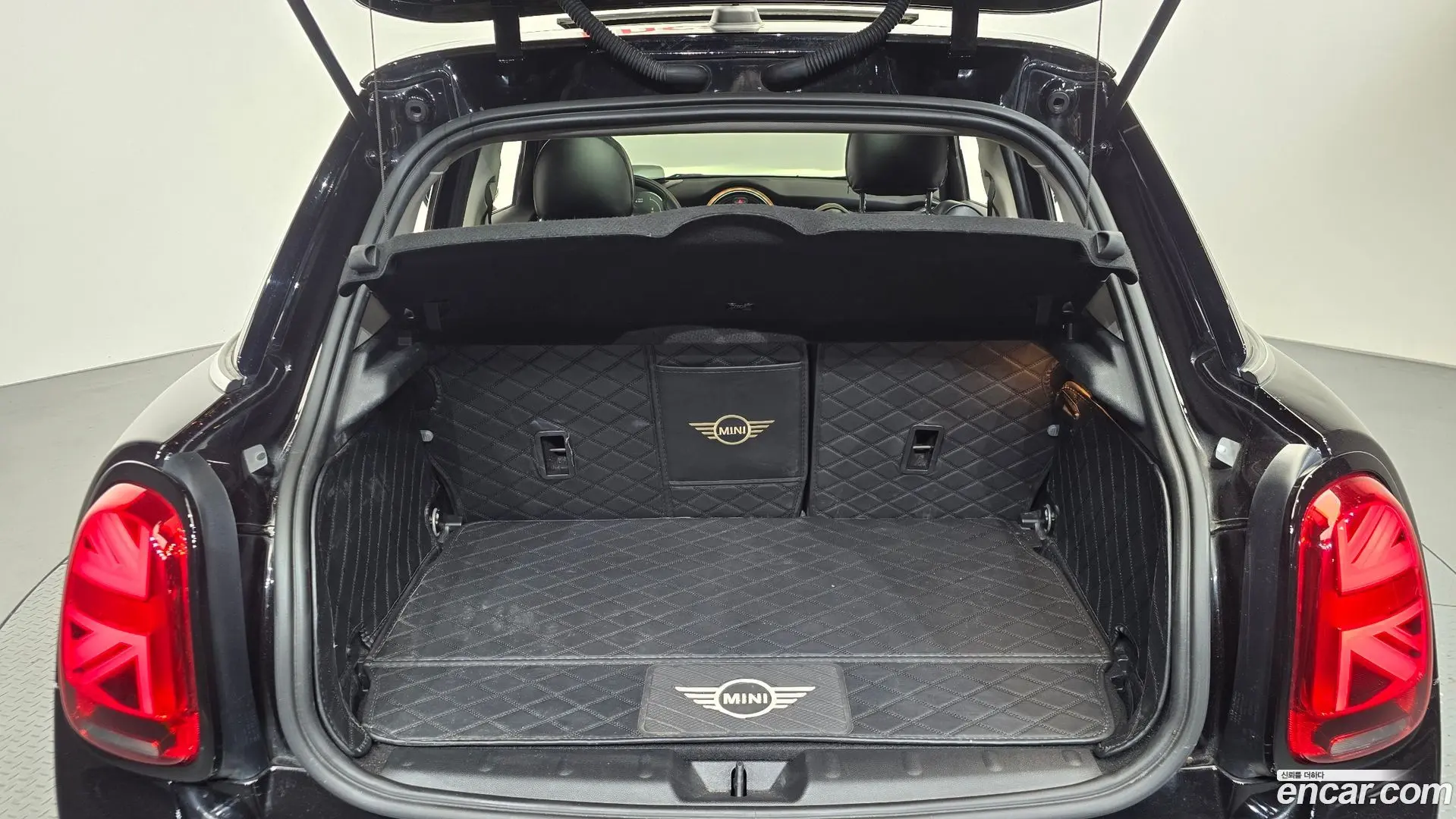 Mini Cooper 5Door HIGH