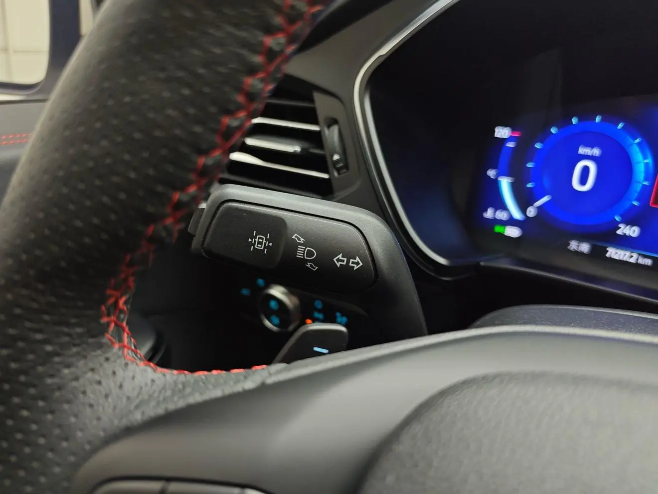 Ford Escape 2019 EcoBoost 245 4WD ST-LINE