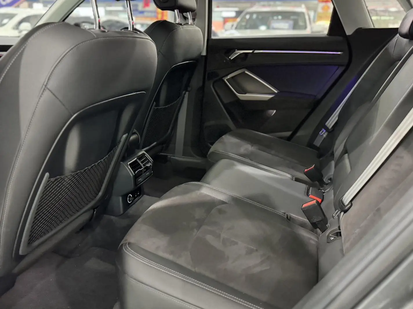 Audi Q3 2023 35 TFSI Dynamic Fashion