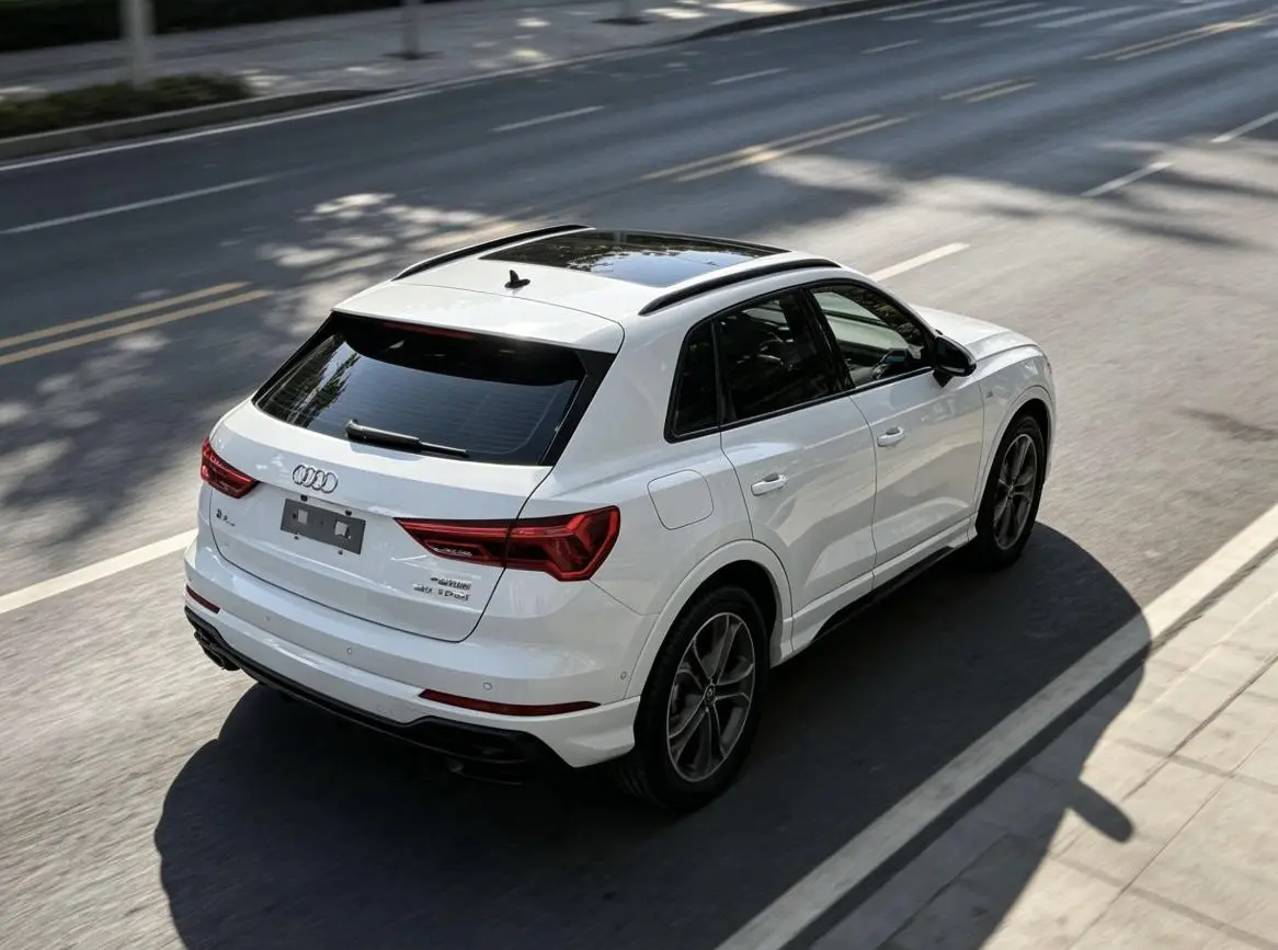 Audi Q3 2023 35 TFSI Dynamic Fashion