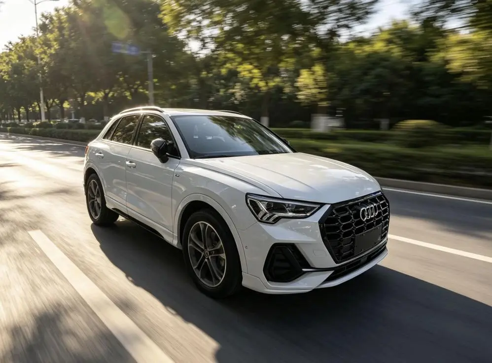 Audi Q3 2023 35 TFSI Dynamic Fashion