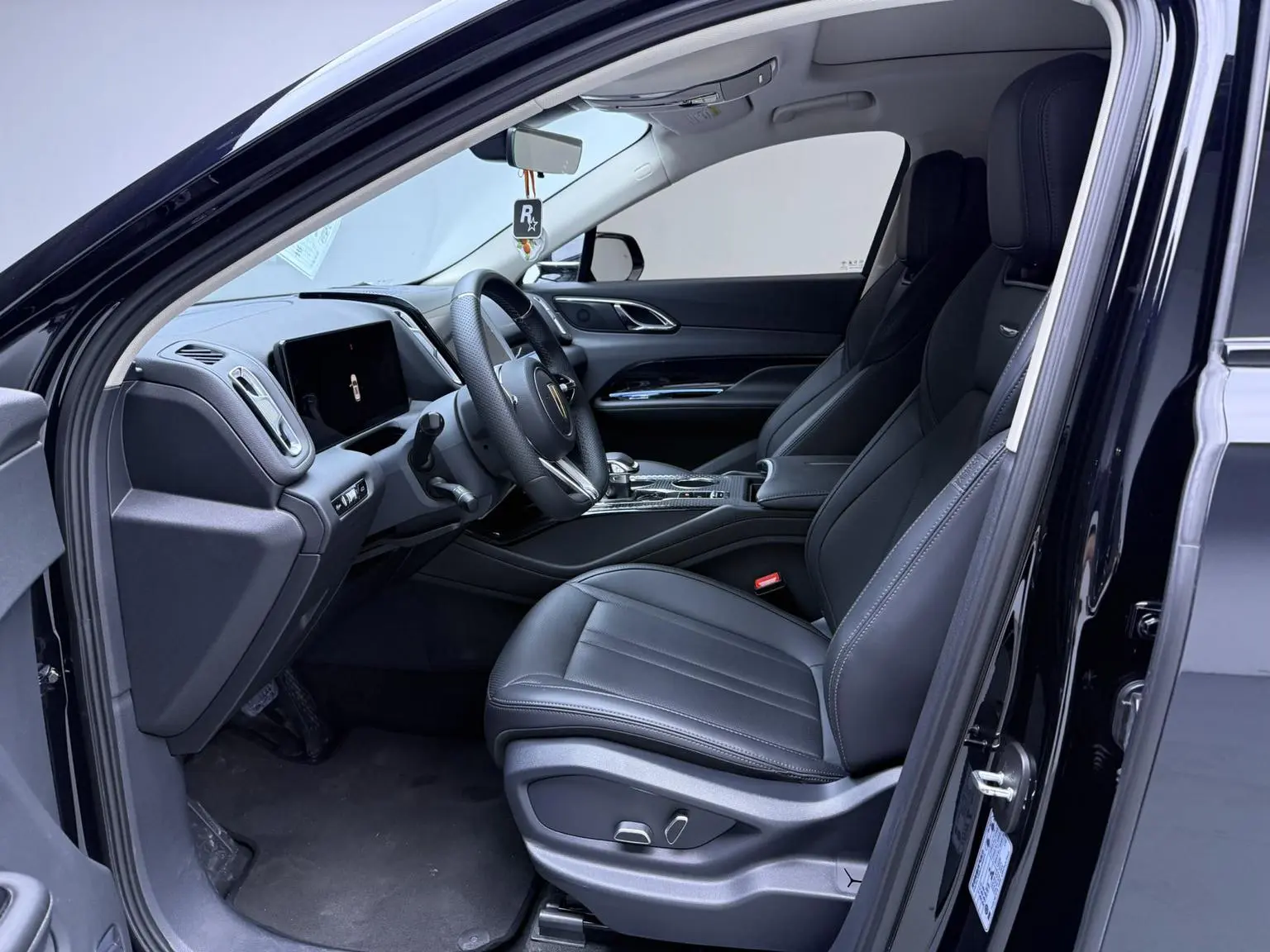 Hongqi HS3 2023 1.5T