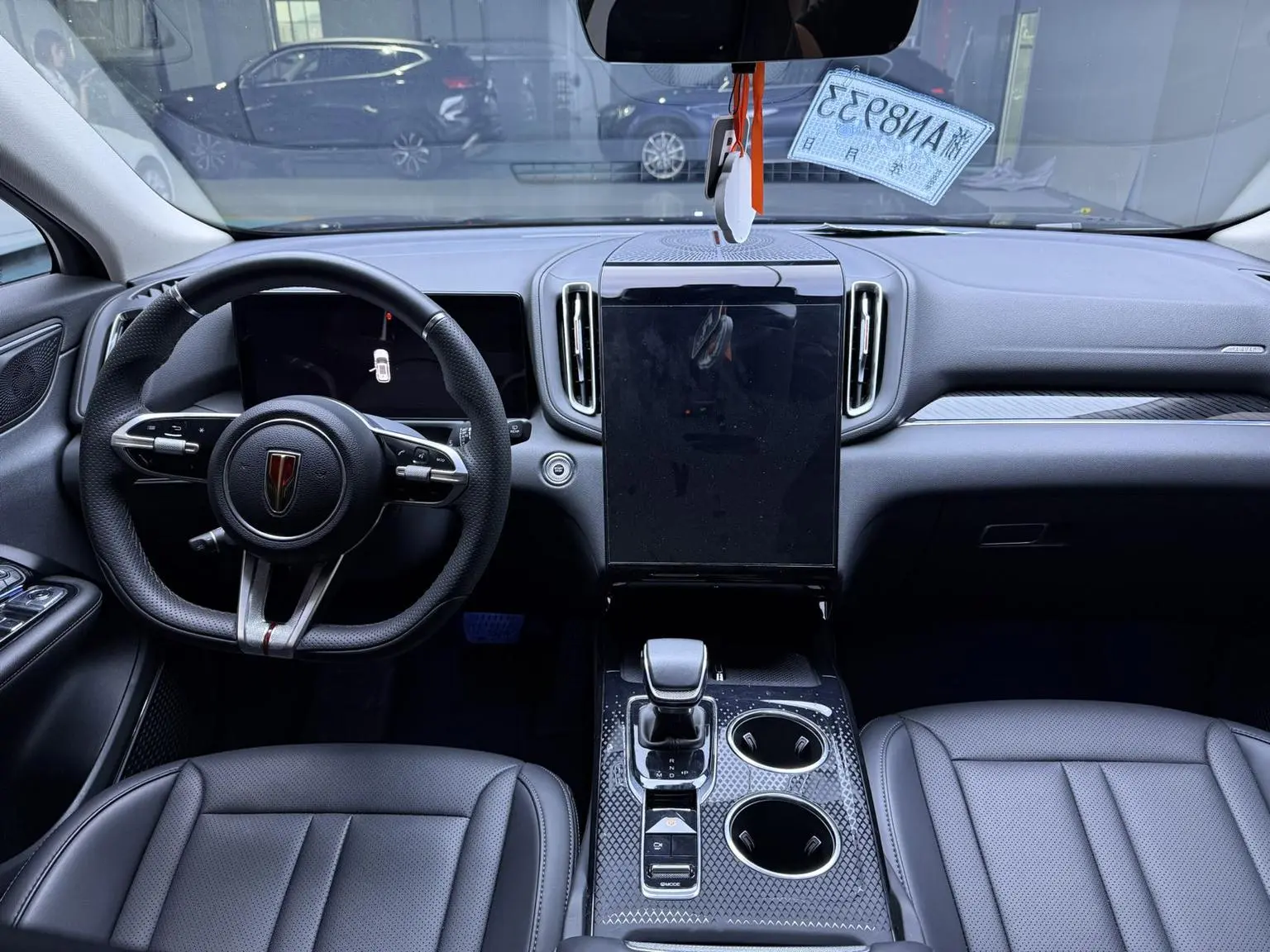 Hongqi HS3 2023 1.5T