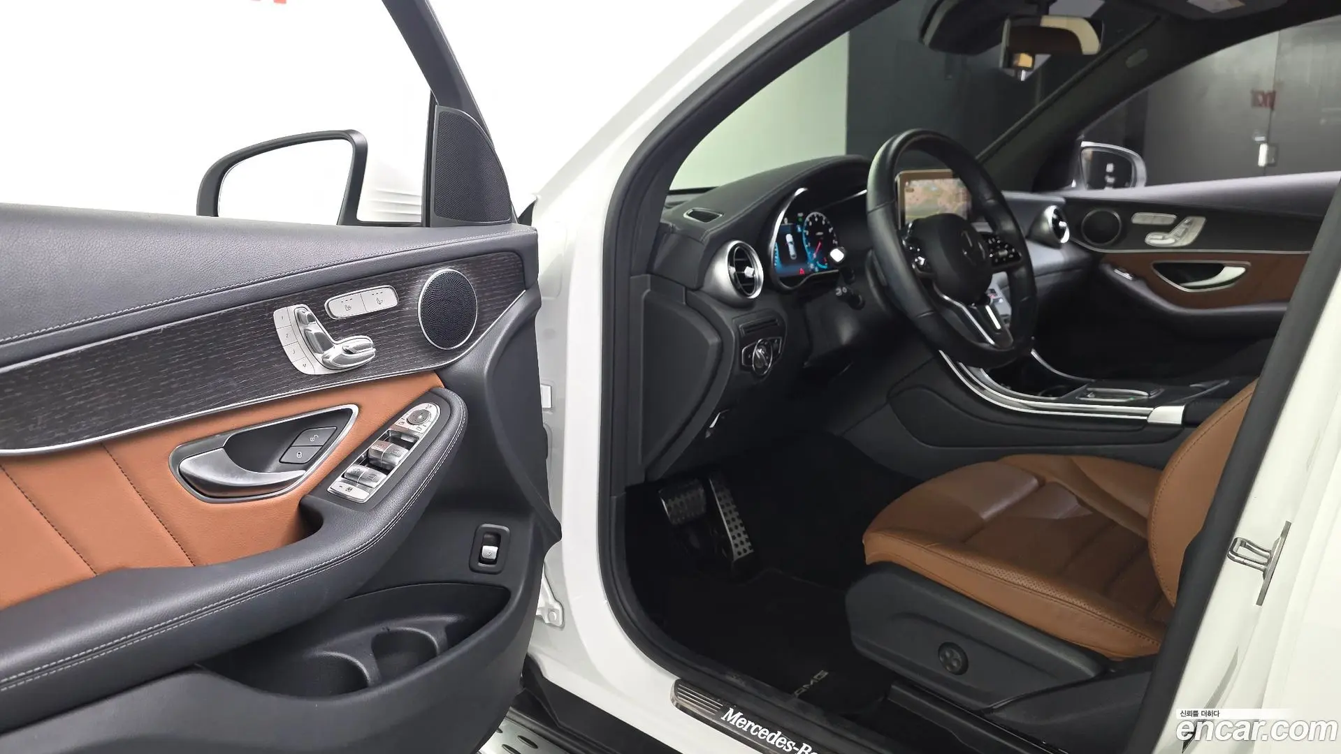 Mercedes-Benz GLC-Class GCL300 4MATIC Coupe