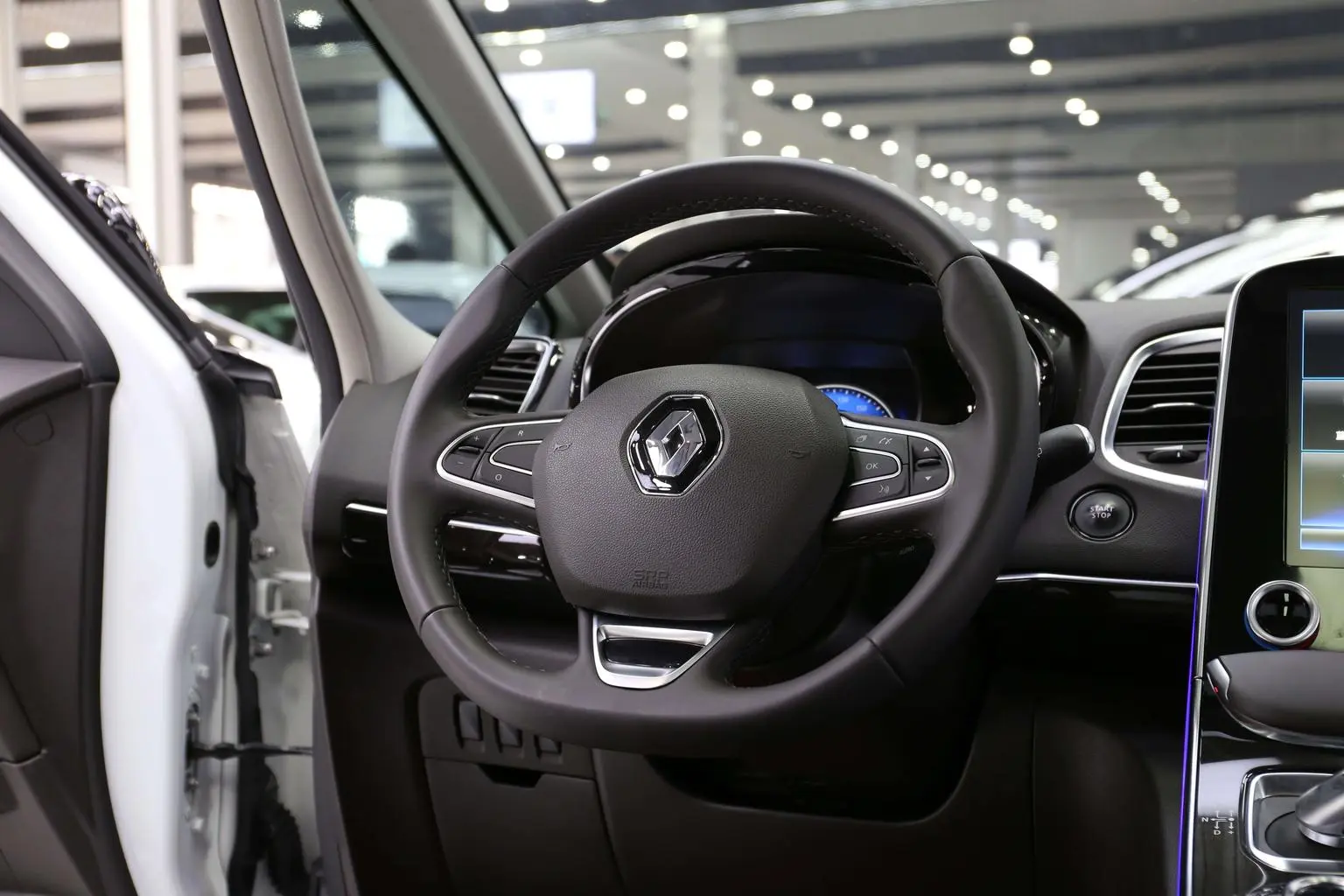 Renault Espace Classic 2018 TCe 300