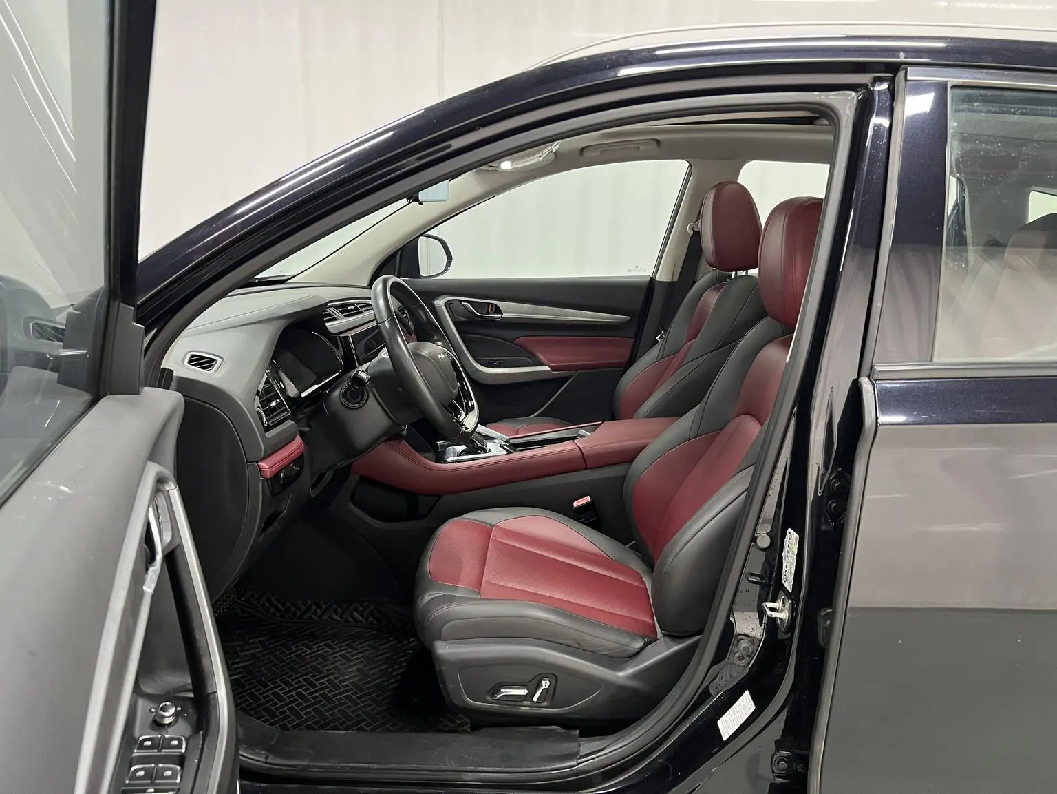 Dongfeng Aeolus AX7 2021 PRO 1.6T Auto Smart