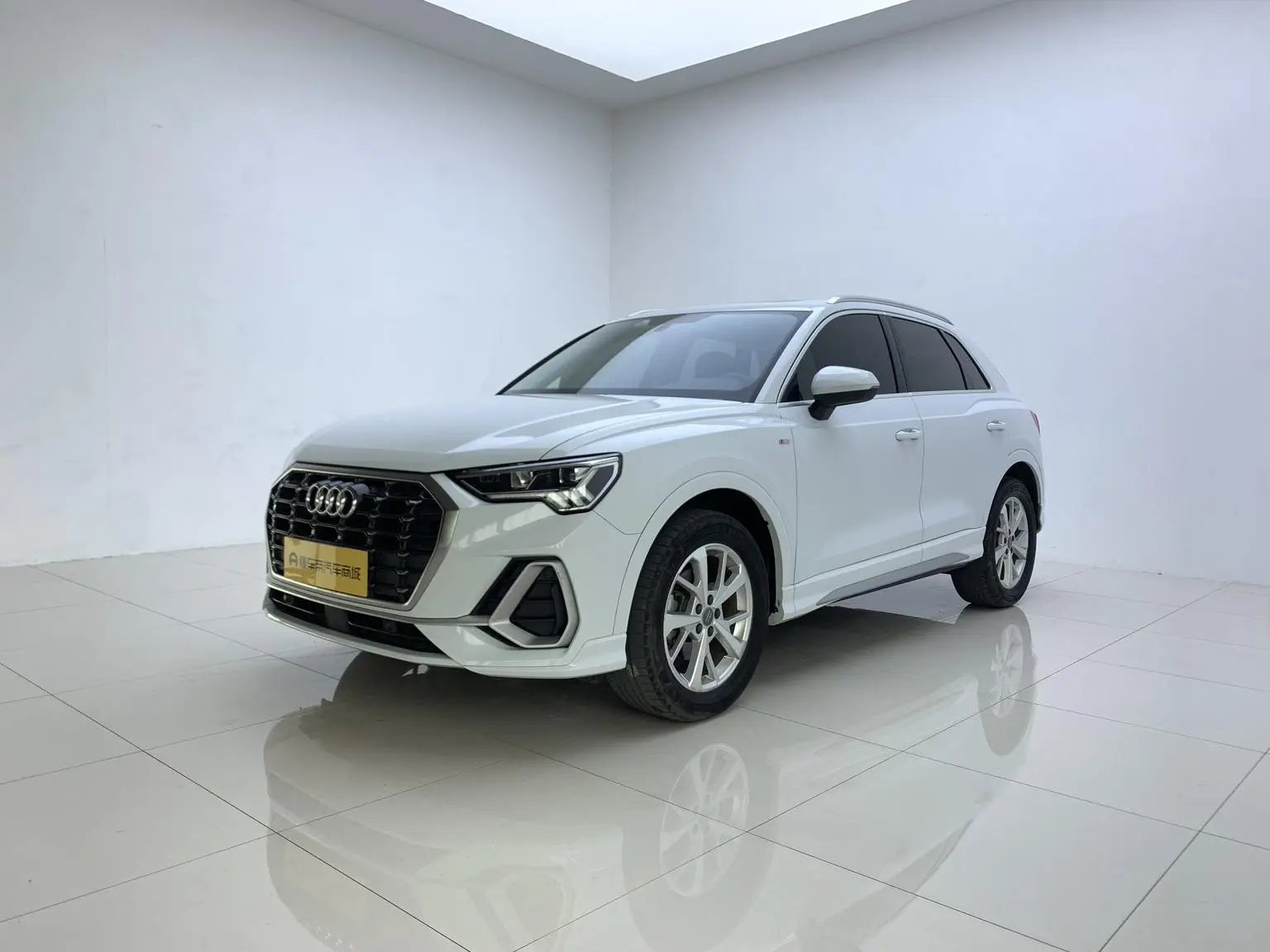 Audi Q3 2019 35 TFSI Progressive Dynamic