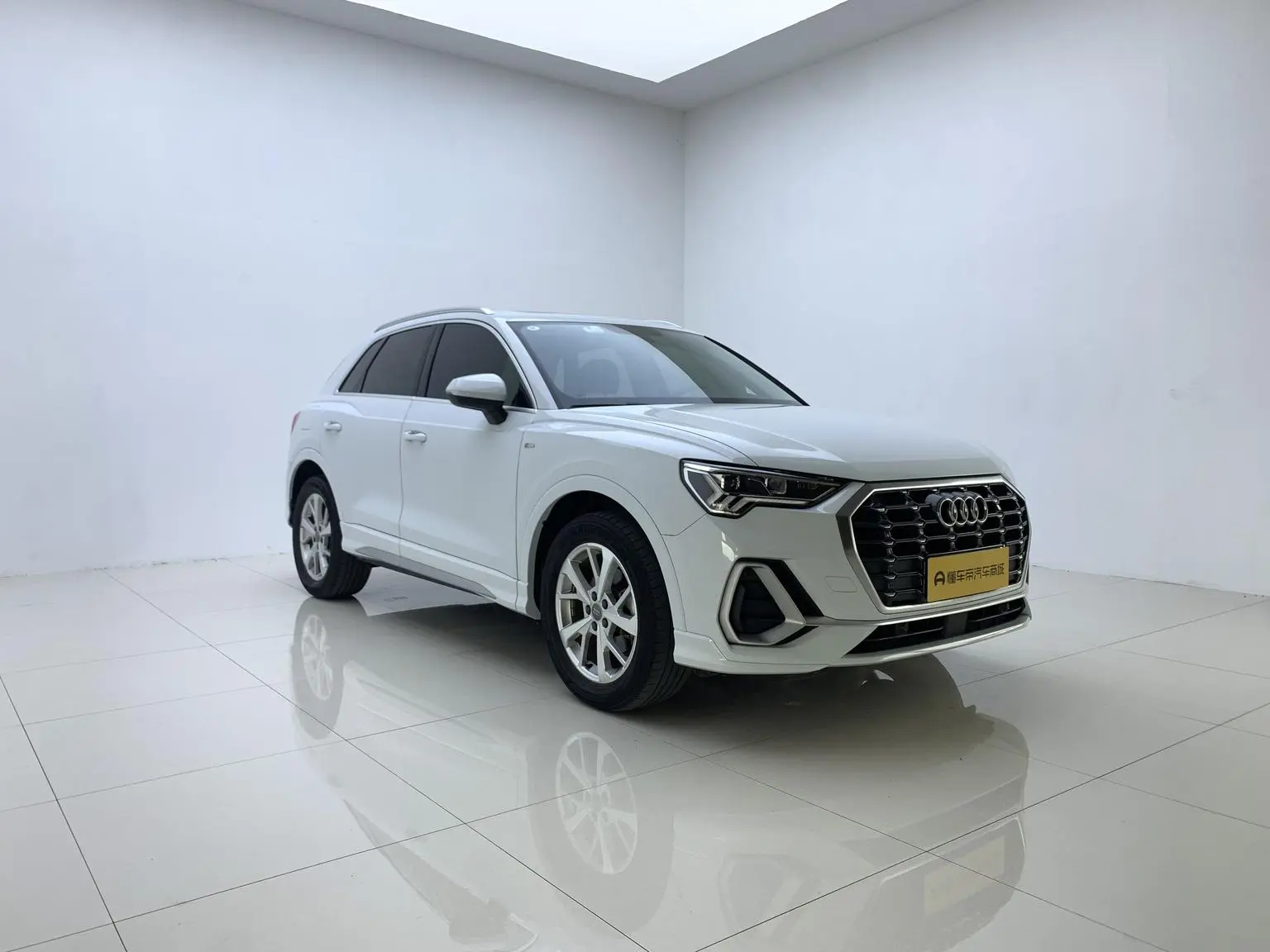 Audi Q3 2019 35 TFSI Progressive Dynamic