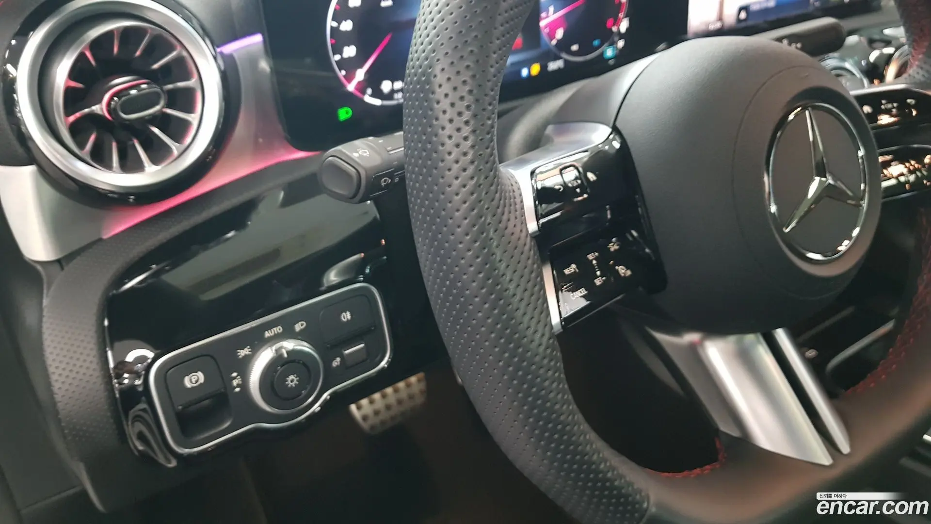 Mercedes-Benz CLA-Class CLA250 4MATIC 2023