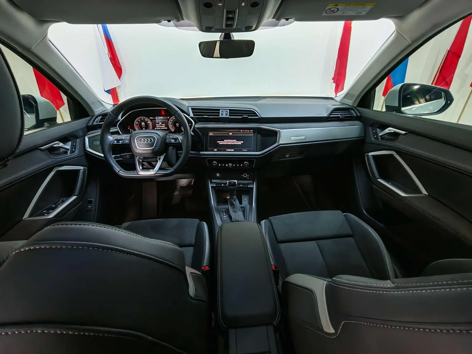 Audi Q3 2022 35 TFSI Dynamic Fashion