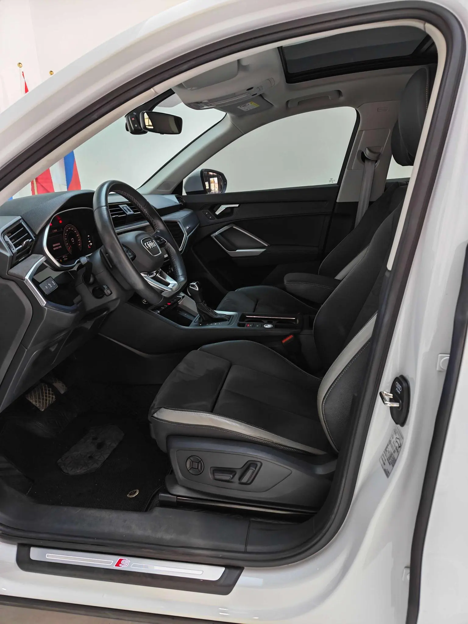 Audi Q3 2022 35 TFSI Dynamic Fashion