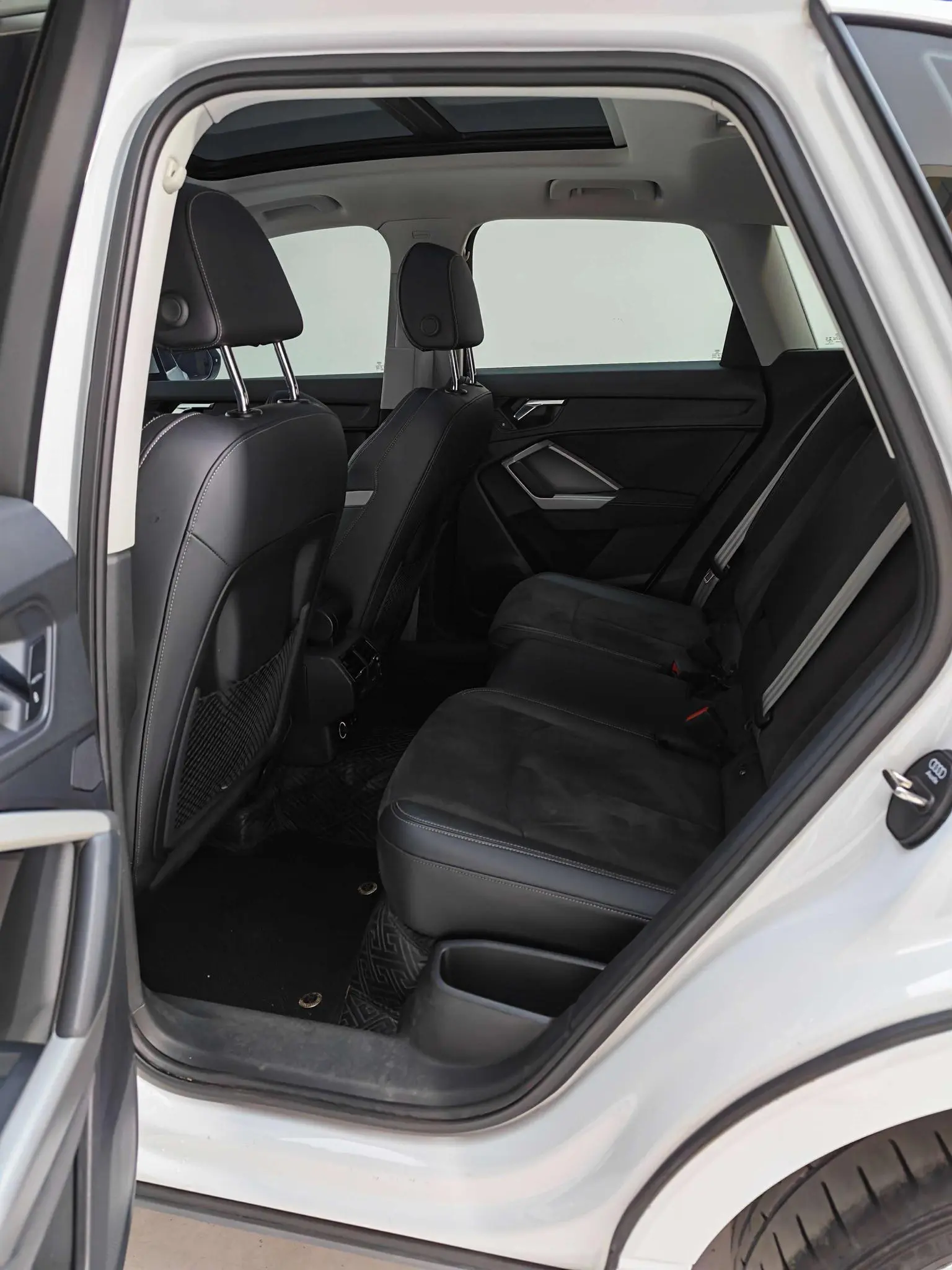 Audi Q3 2022 35 TFSI Dynamic Fashion