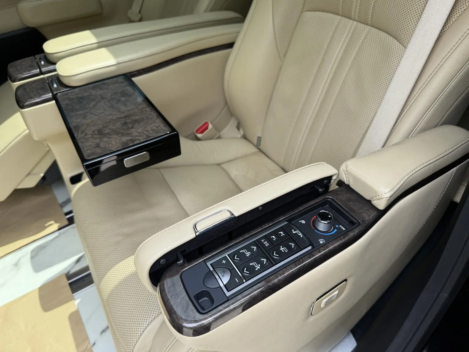 Toyota 2018 Facelift 3.5L Premium