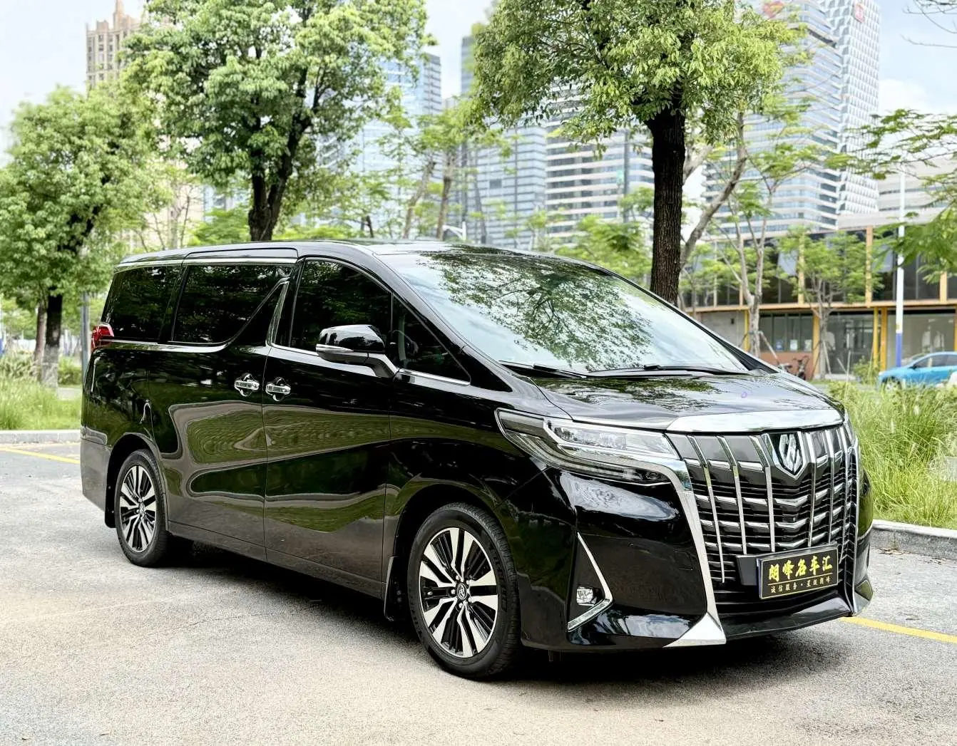 Toyota 2018 Facelift 3.5L Premium