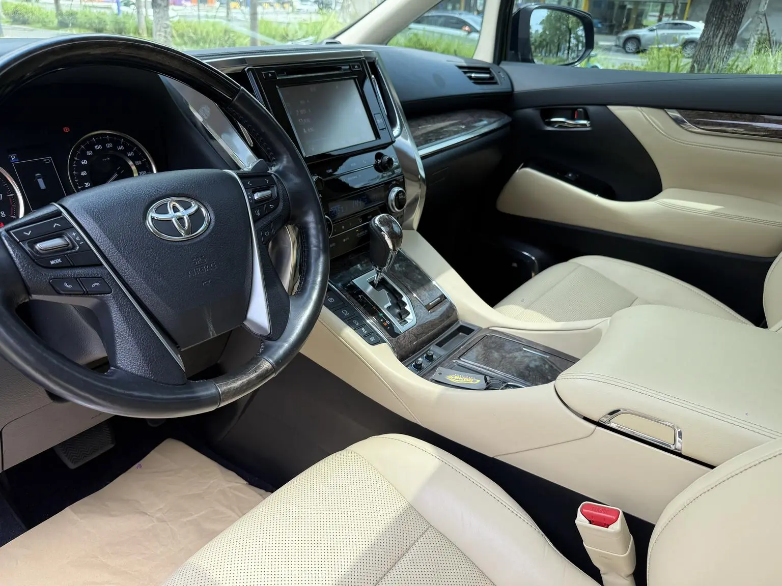 Toyota 2018 Facelift 3.5L Premium