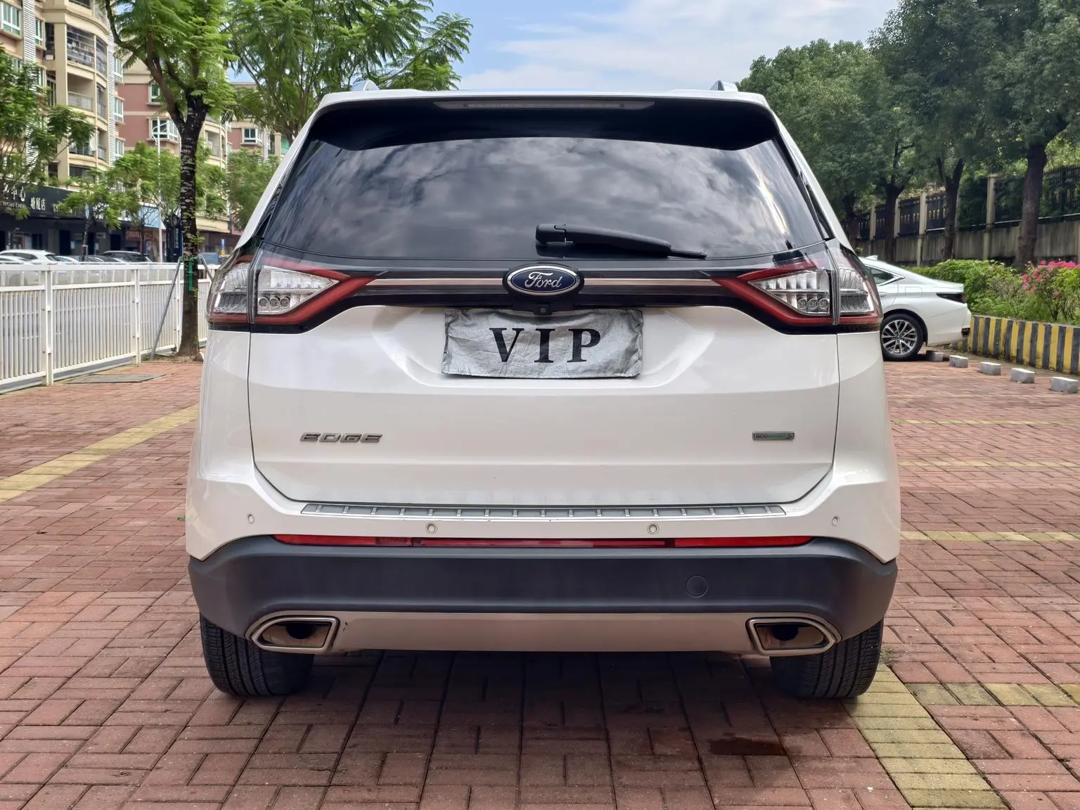 Ford Edge 2018 EcoBoost 245 2WD Sharp Luxury 7 seat China VI