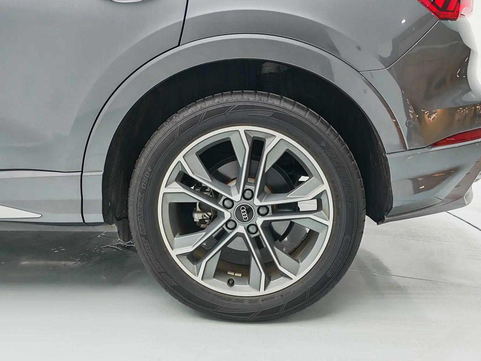 Audi Q3 2022 40 TFSI Dynamic Fashion