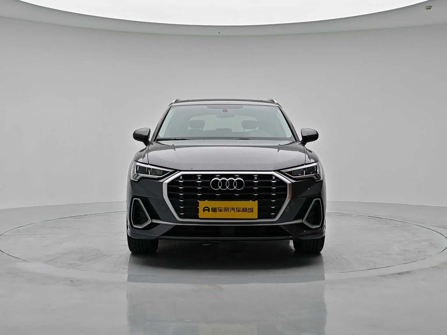Audi Q3 2022 40 TFSI Dynamic Fashion