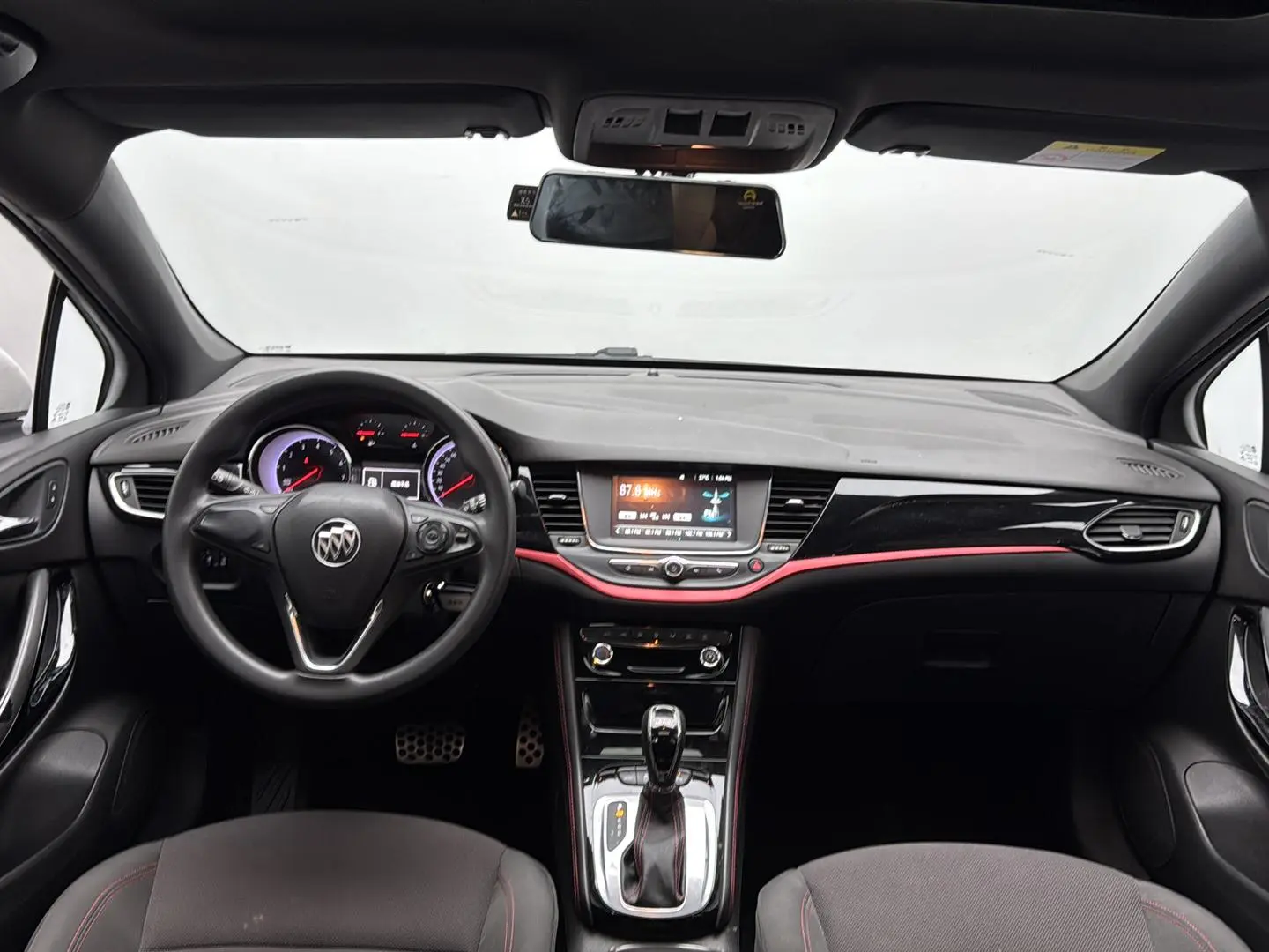 Buick Verano 2018 Hatchback GS 20T DCT Progressive
