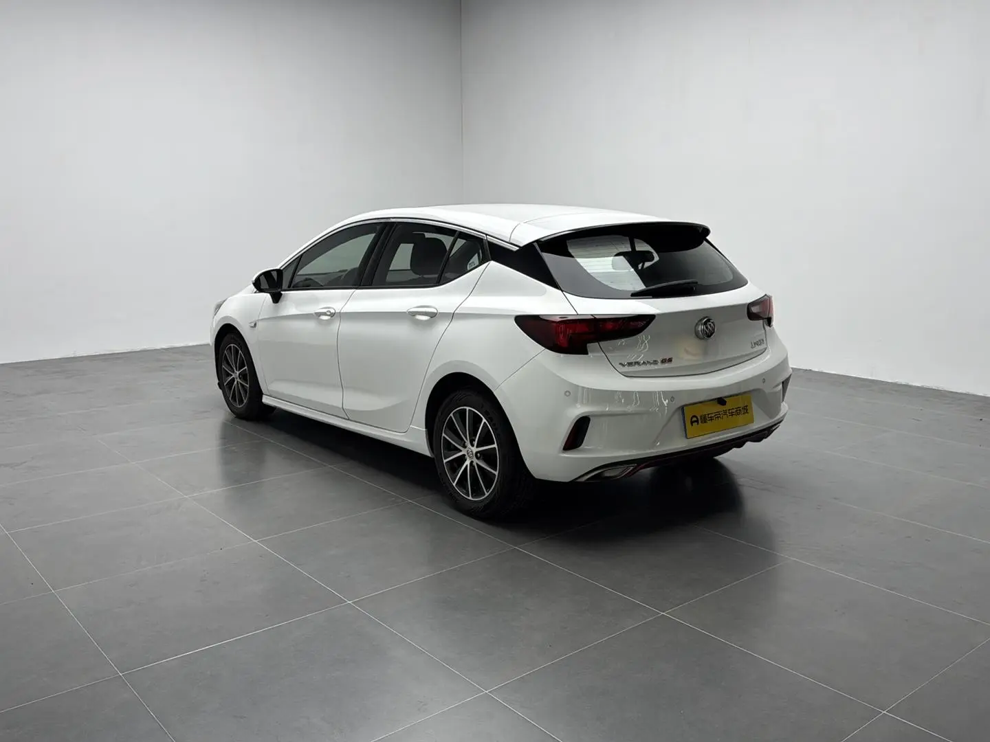 Buick Verano 2018 Hatchback GS 20T DCT Progressive
