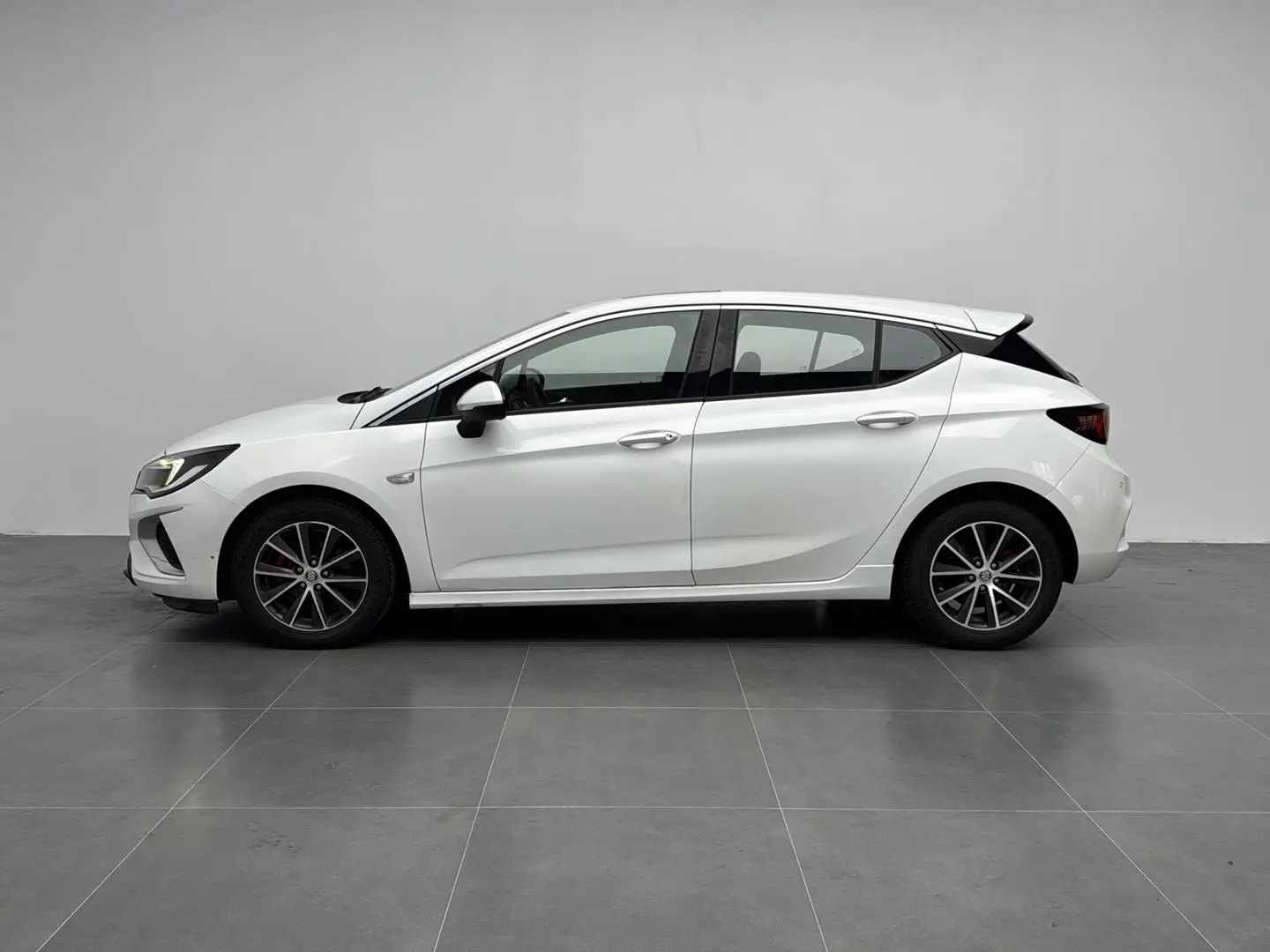 Buick Verano 2018 Hatchback GS 20T DCT Progressive