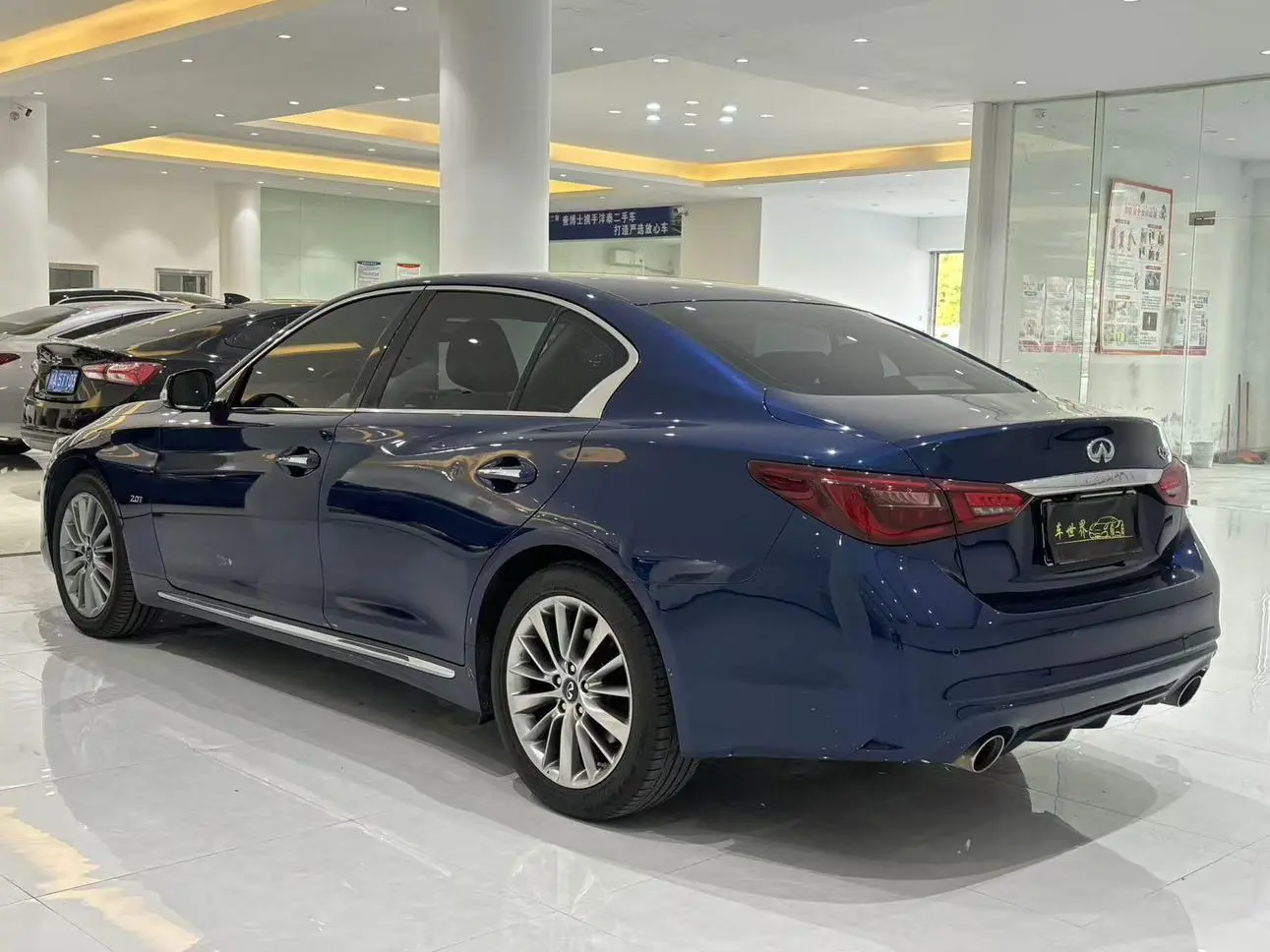 Infiniti Q50L 2018 2.0T China VI