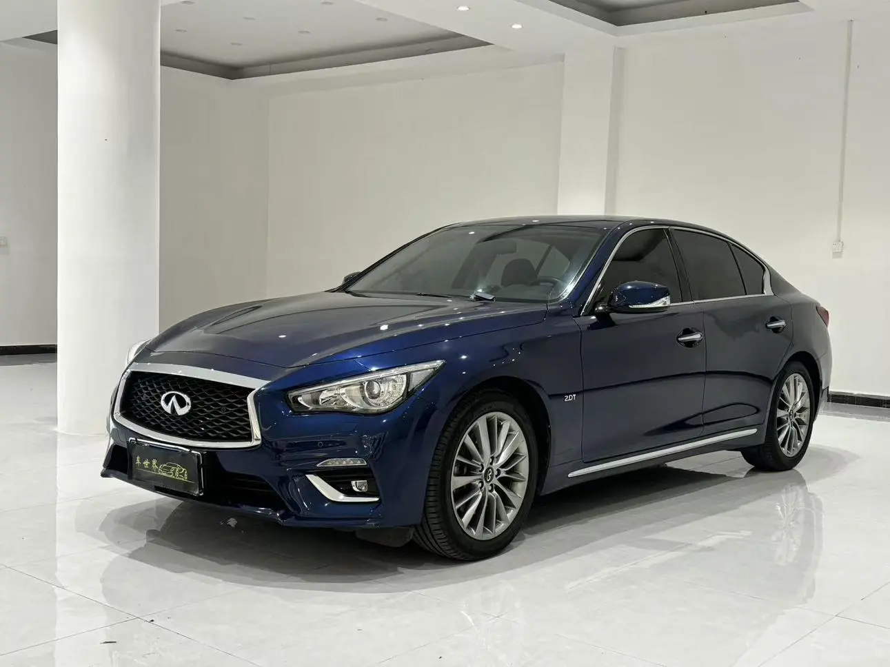 Infiniti Q50L 2018 2.0T China VI